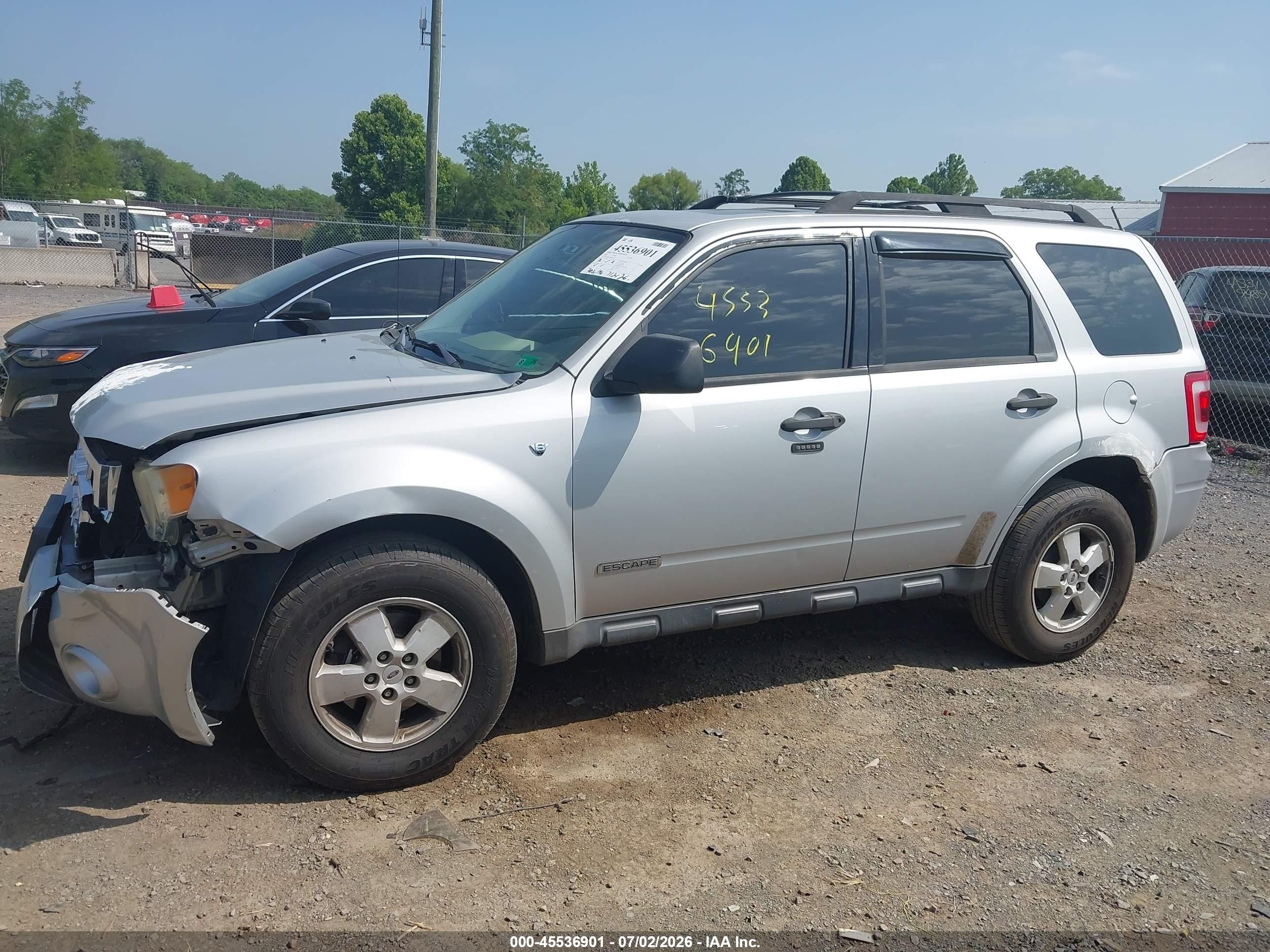 2008 Ford Escape Xlt Silver vin: 1FMCU03158KA39281