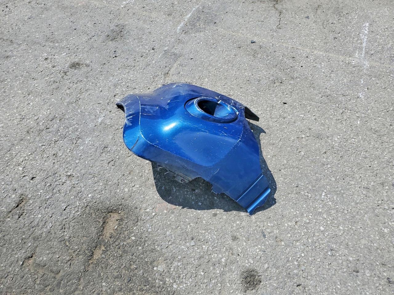 2008 Ford Escape Xlt Blue vin: 1FMCU03158KA94488