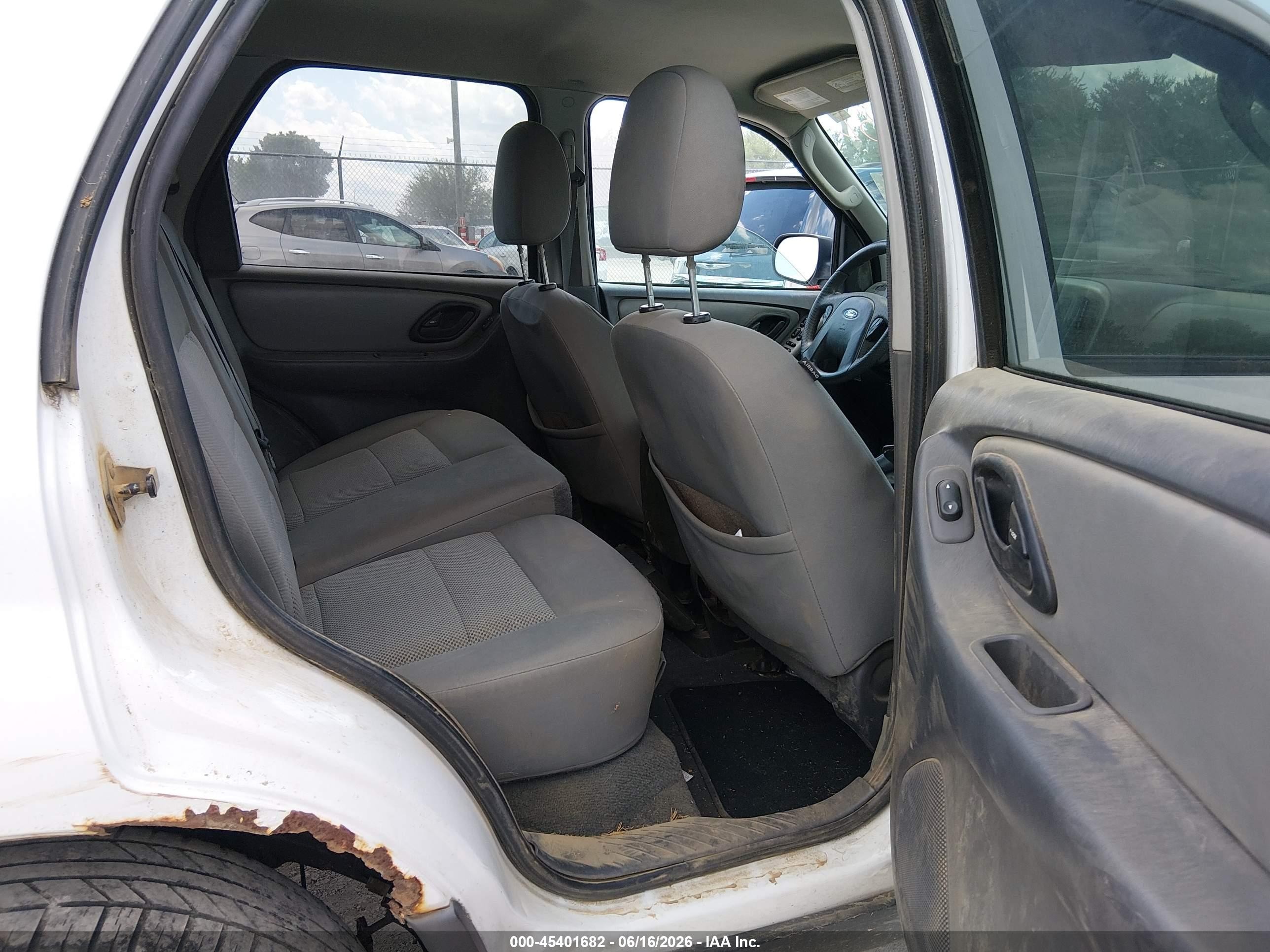 2006 Ford Escape Xlt/xlt Sport White vin: 1FMCU03166KB09237