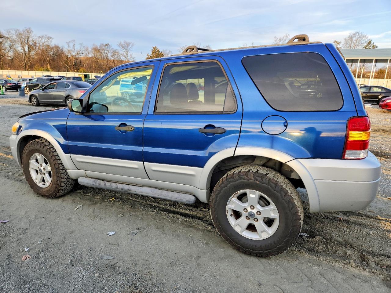 2007 Ford Escape Xlt Blue vin: 1FMCU03167KB68094