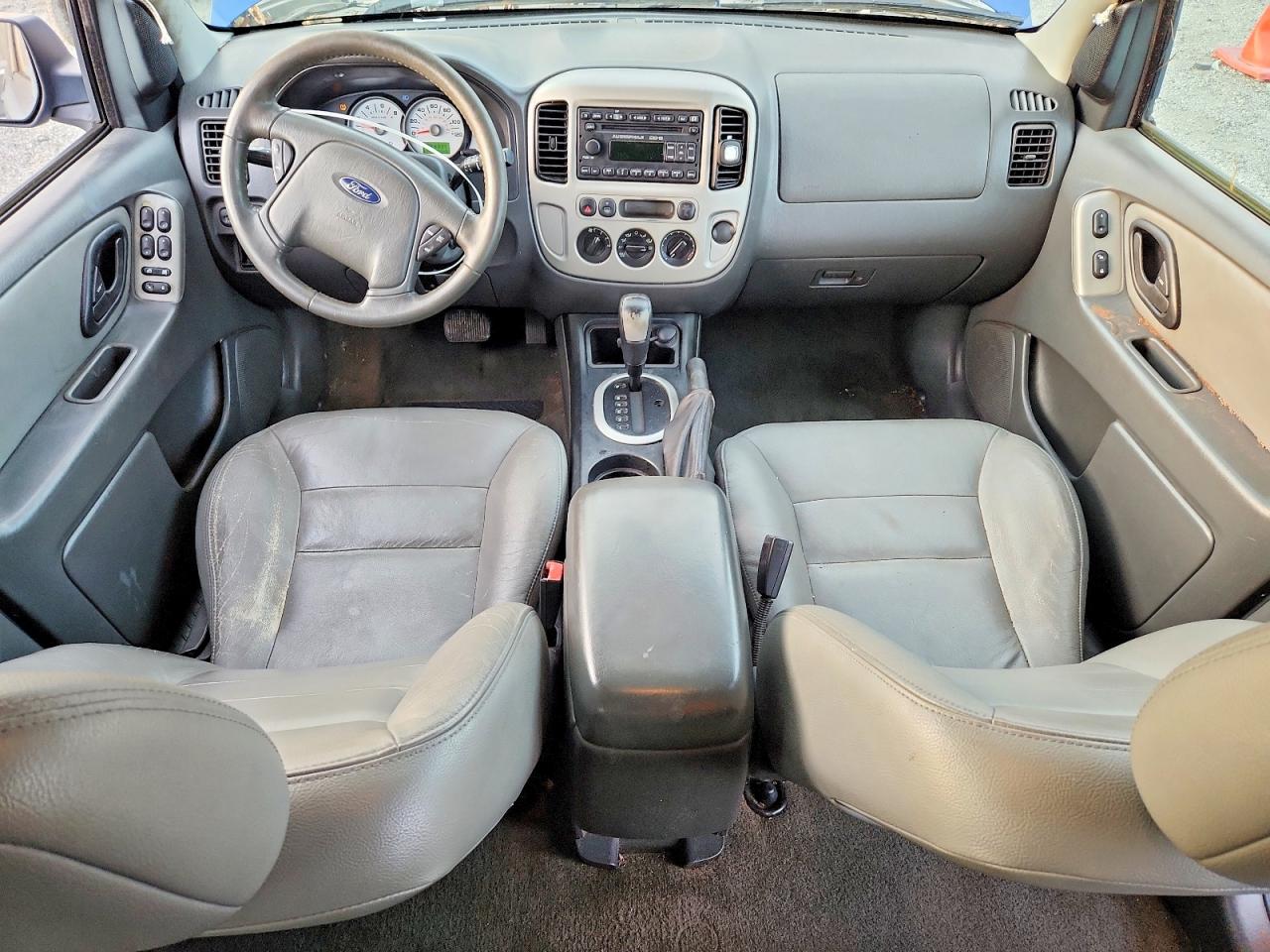 2007 Ford Escape Xlt Blue vin: 1FMCU03167KB68094