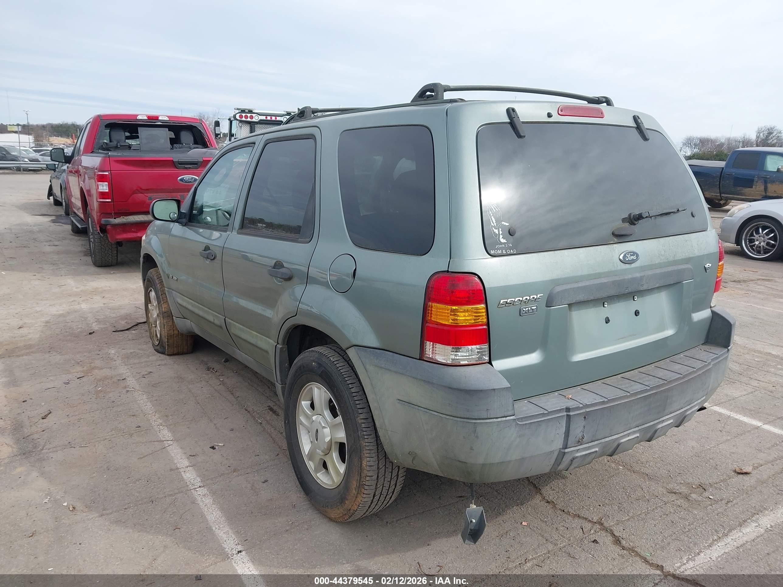 2007 Ford Escape   Pewter vin: 1FMCU03167KB87745