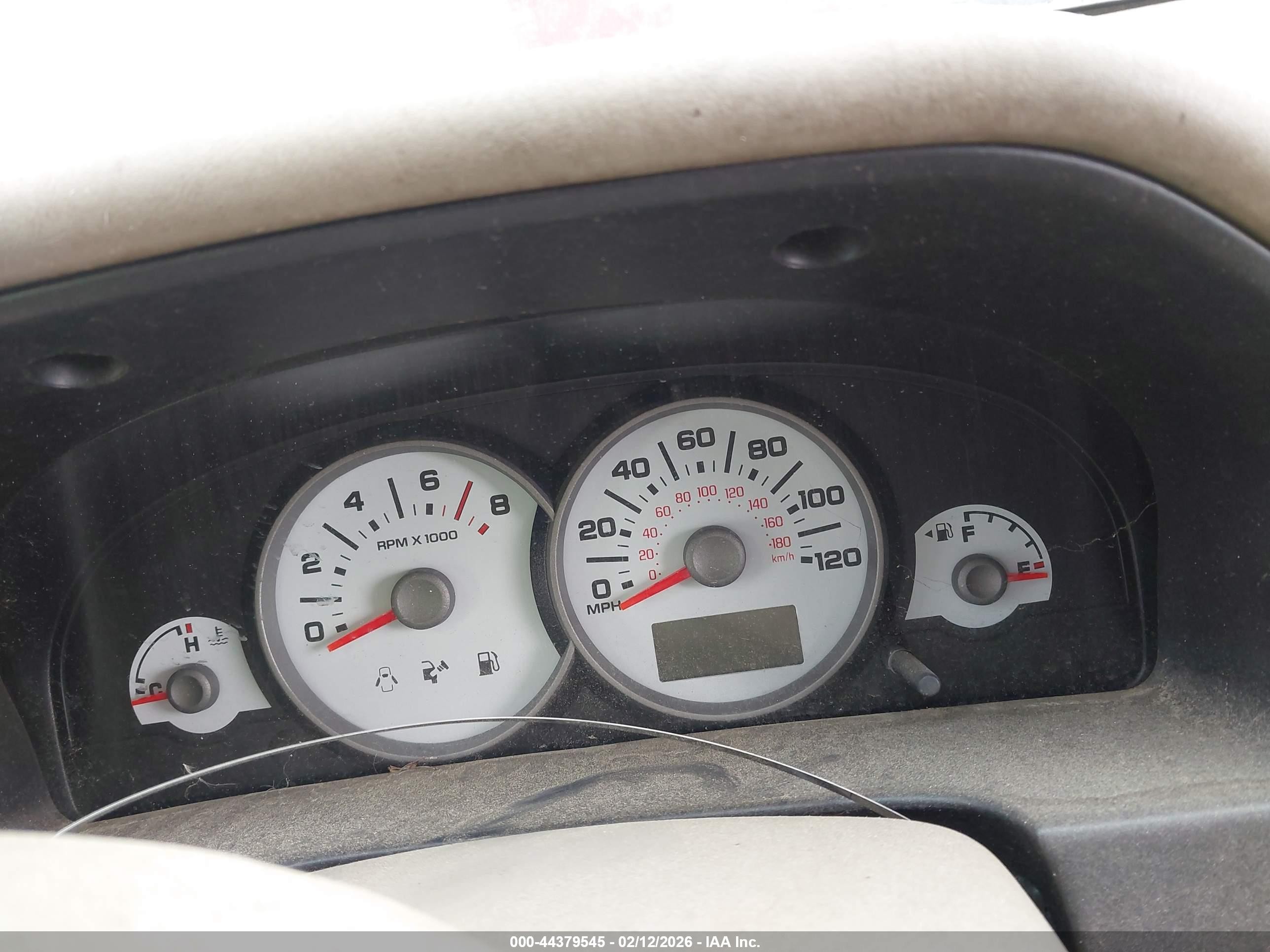2007 Ford Escape   Pewter vin: 1FMCU03167KB87745