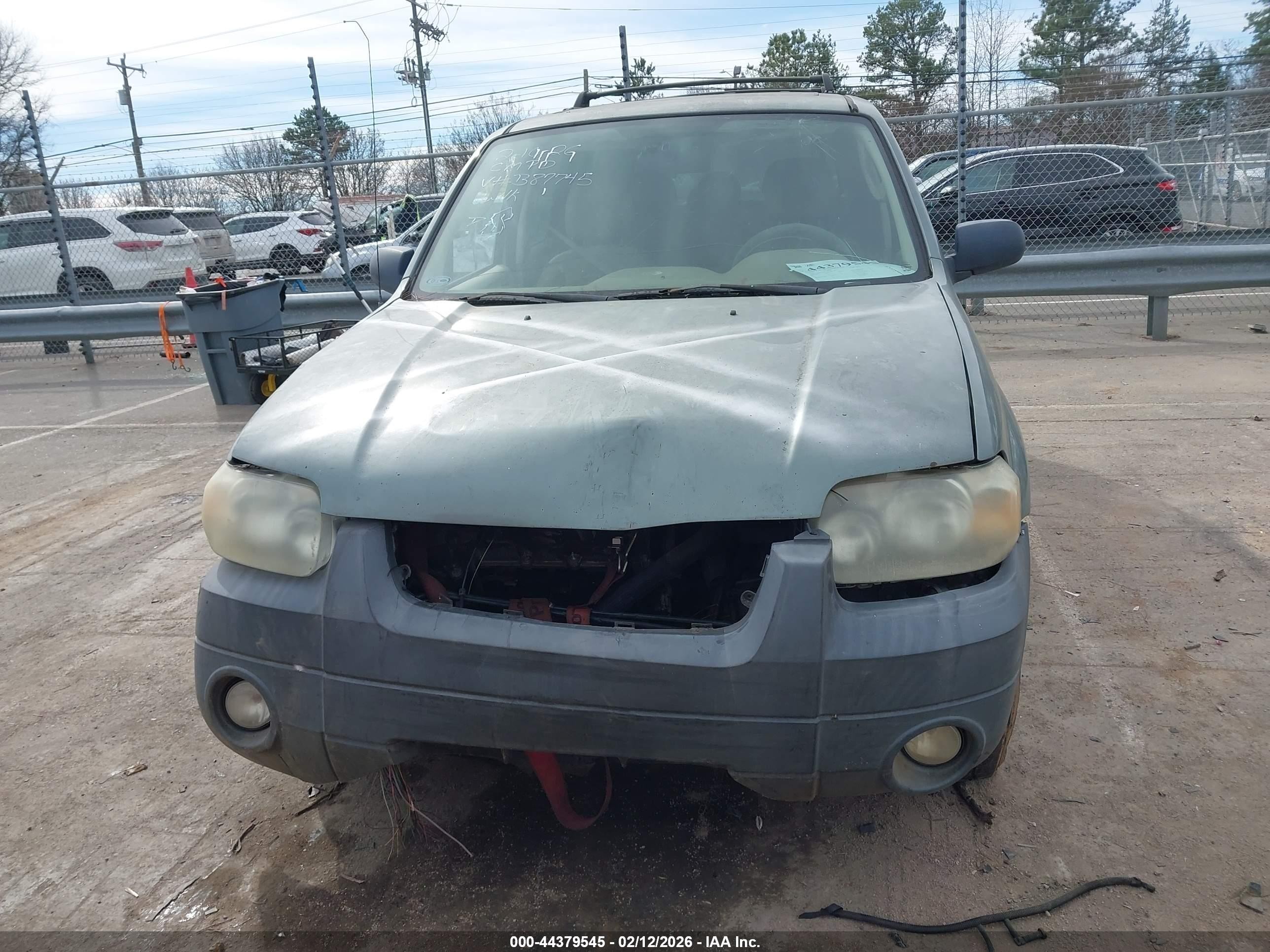 2007 Ford Escape   Pewter vin: 1FMCU03167KB87745