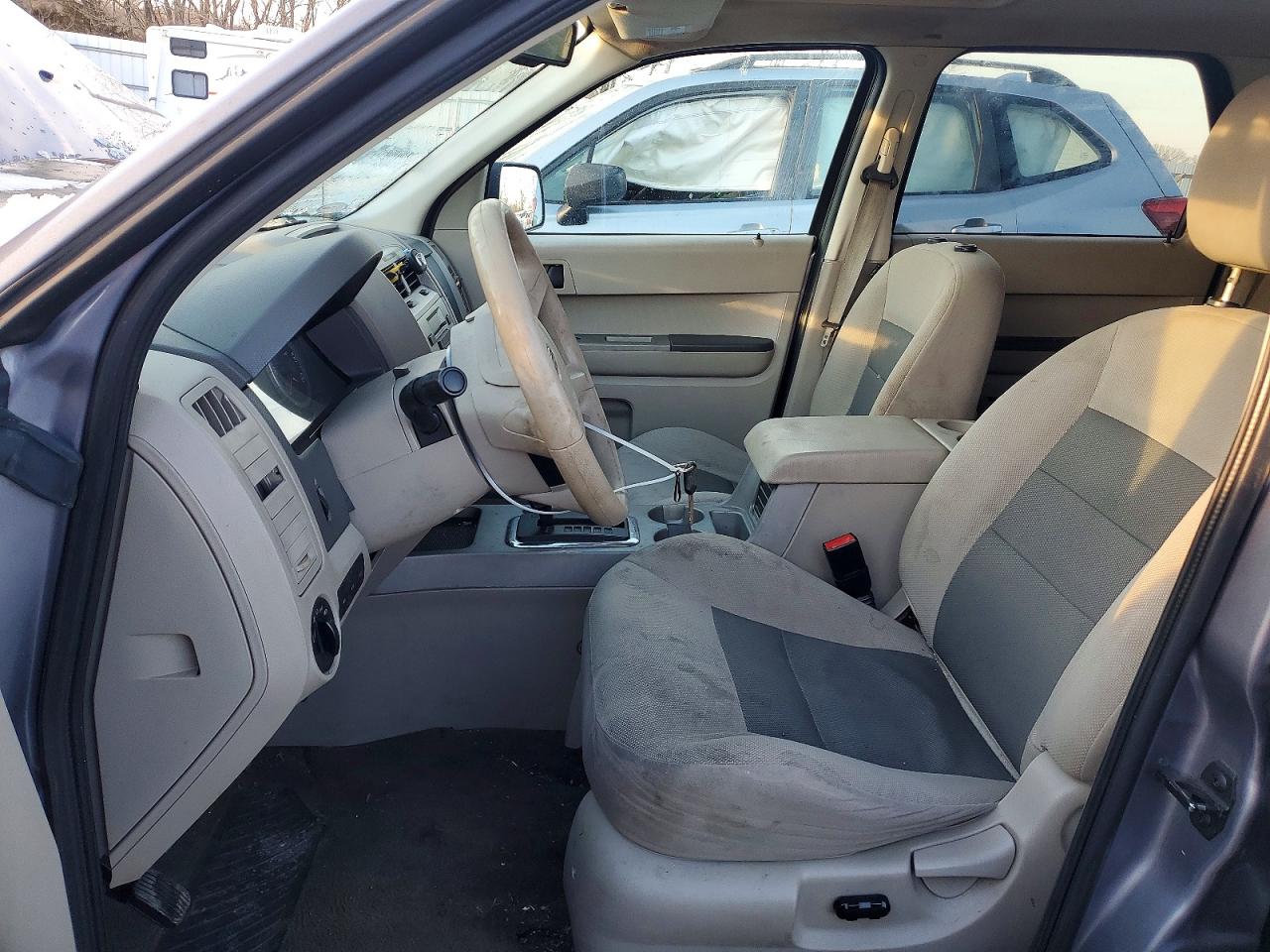 2008 Ford Escape Xlt Gray vin: 1FMCU03168KA82656