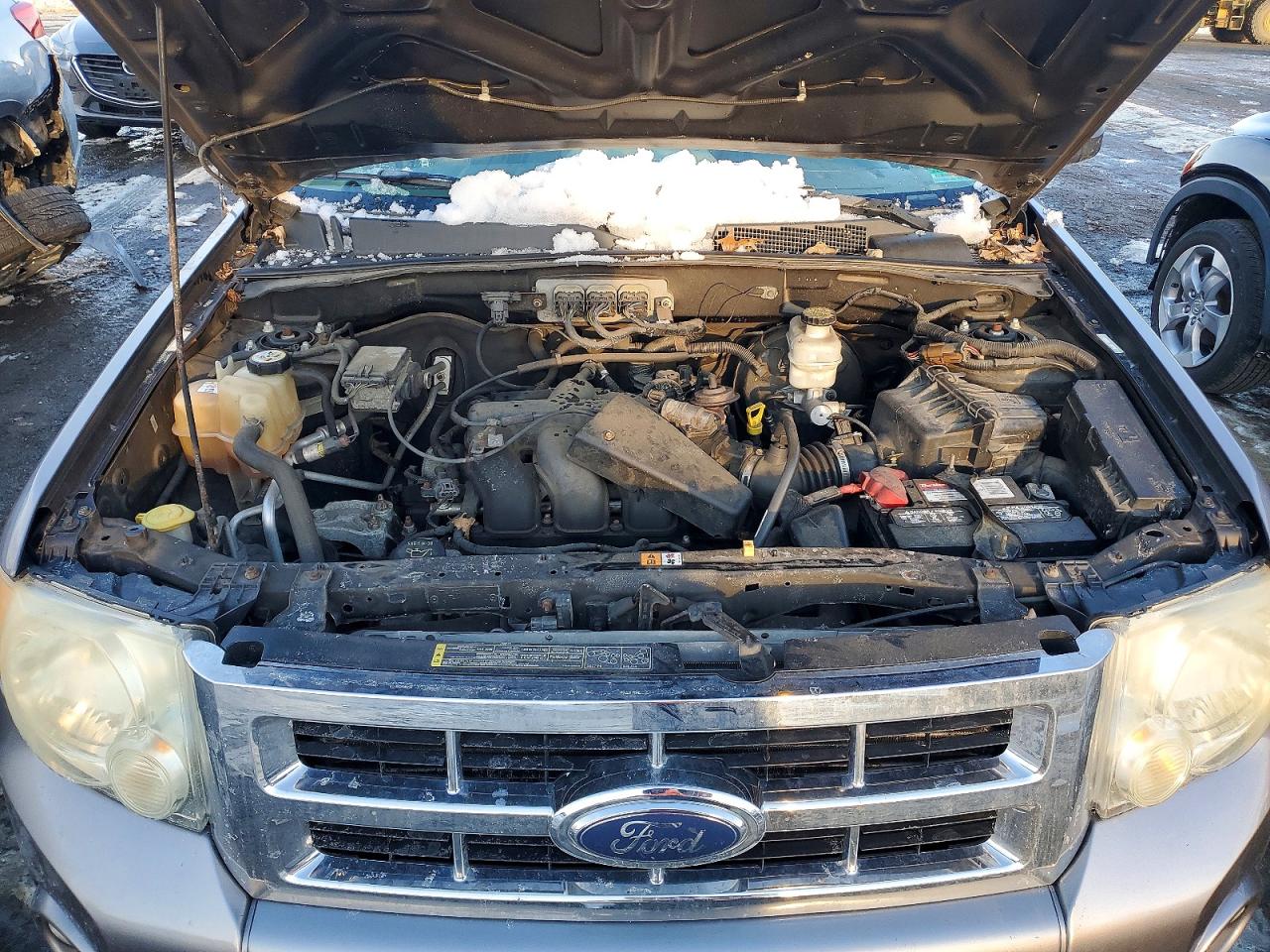 2008 Ford Escape Xlt Gray vin: 1FMCU03168KA82656