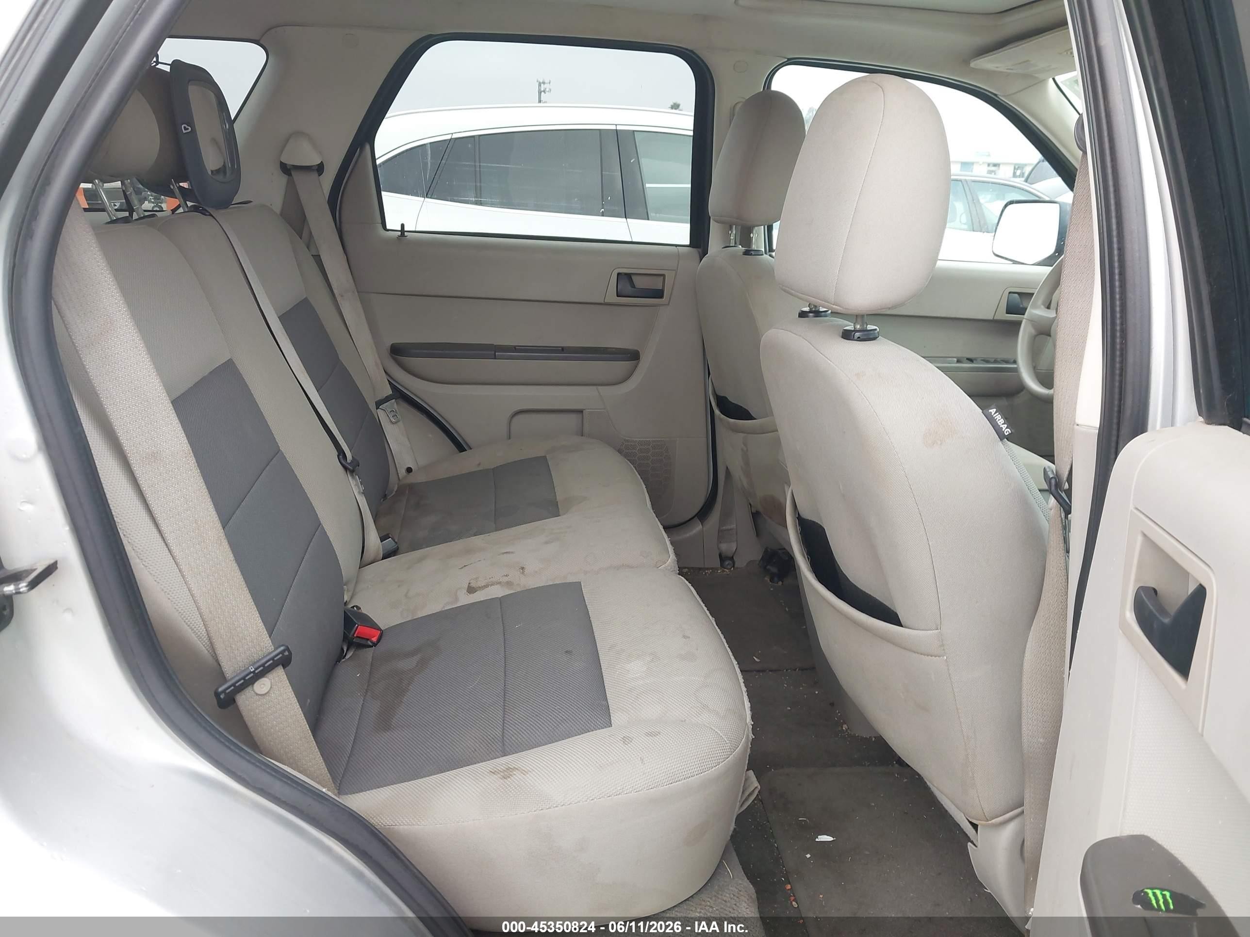 2008 Ford Escape Xlt Серебряный vin: 1FMCU03168KE76819