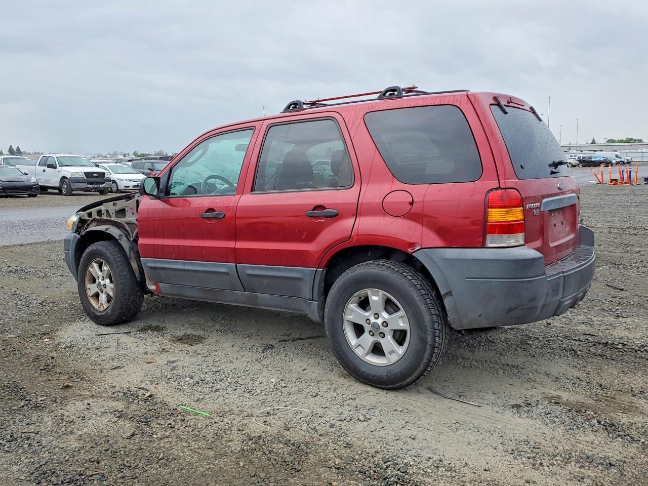 2006 Ford Escape Xlt Red vin: 1FMCU03176KA42423