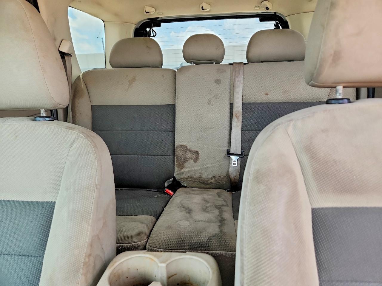 2008 Ford Escape Xlt White vin: 1FMCU03178KA12809