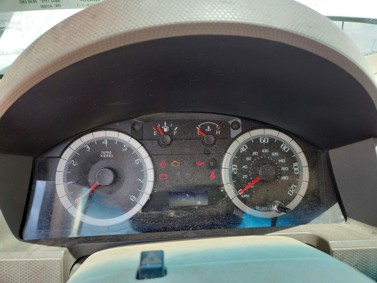 2008 Ford Escape Xlt White vin: 1FMCU03178KA12809