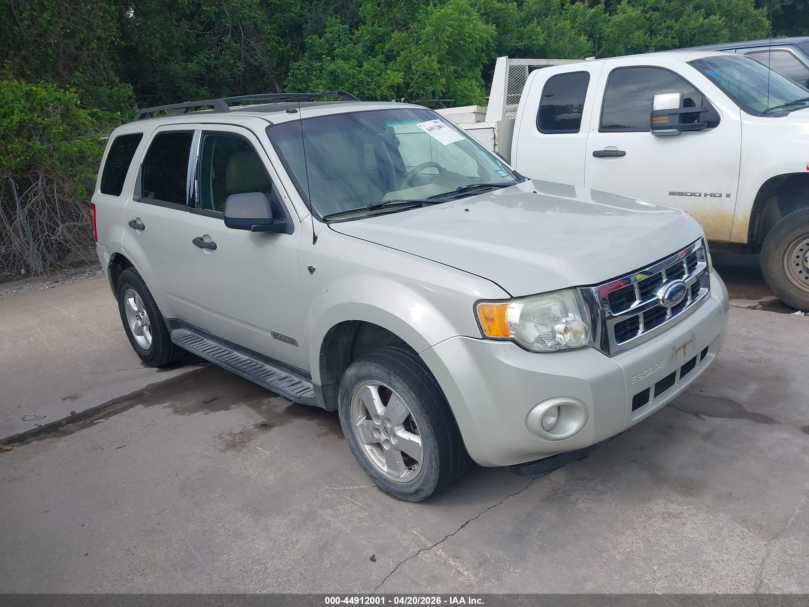 2008 Ford Escape Xlt Champagne vin: 1FMCU03178KA21882
