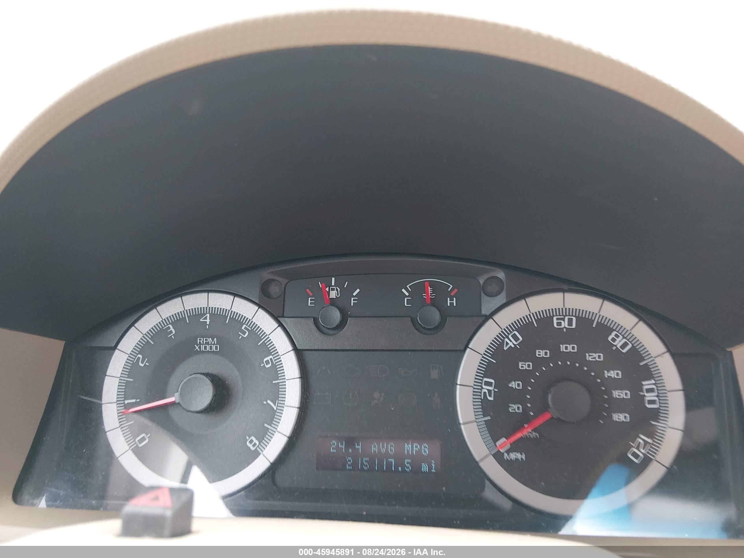 2008 Ford Escape Xlt White vin: 1FMCU03178KD50338
