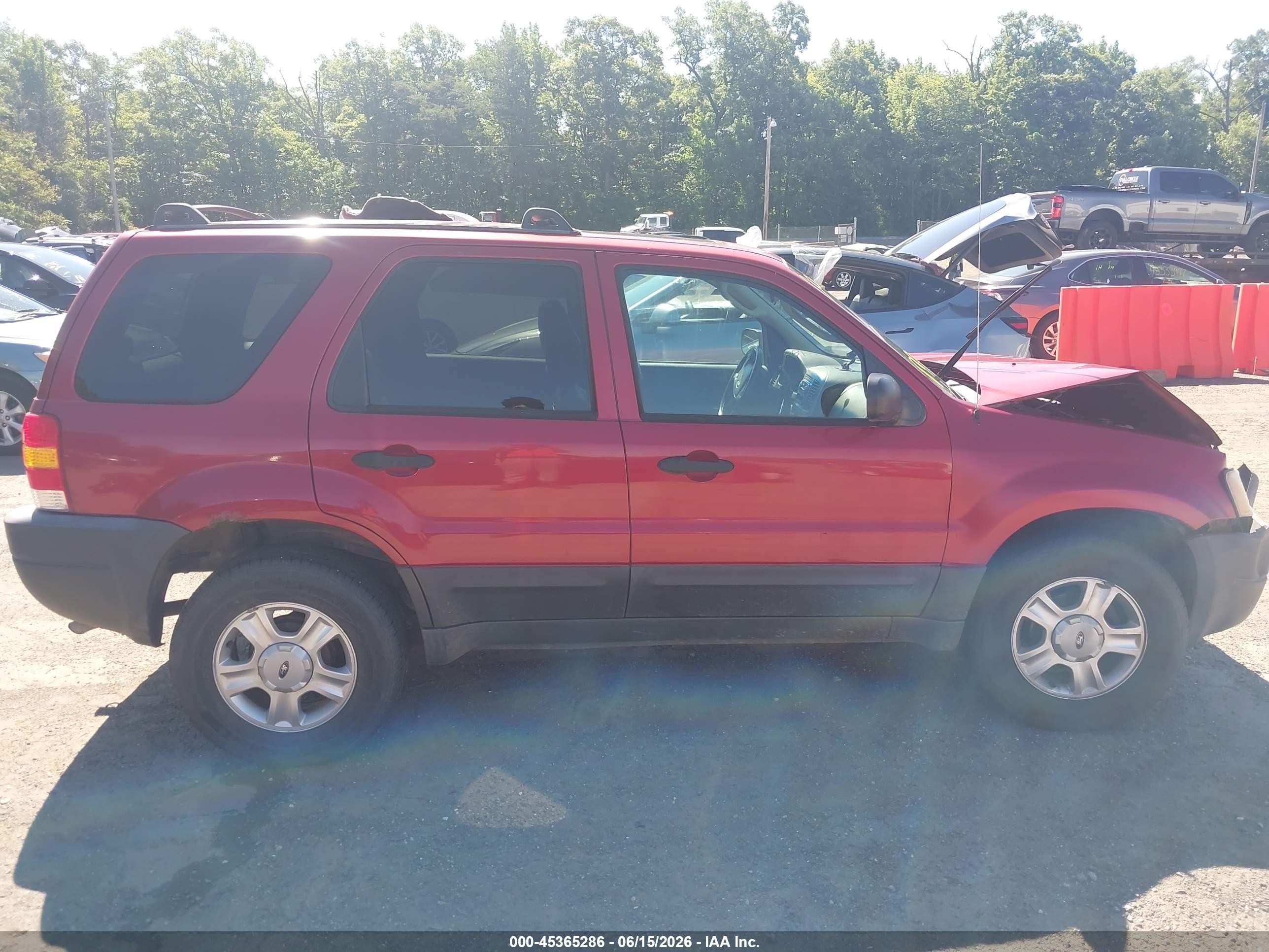 2003 Ford Escape Xlt Red vin: 1FMCU03183KE15187