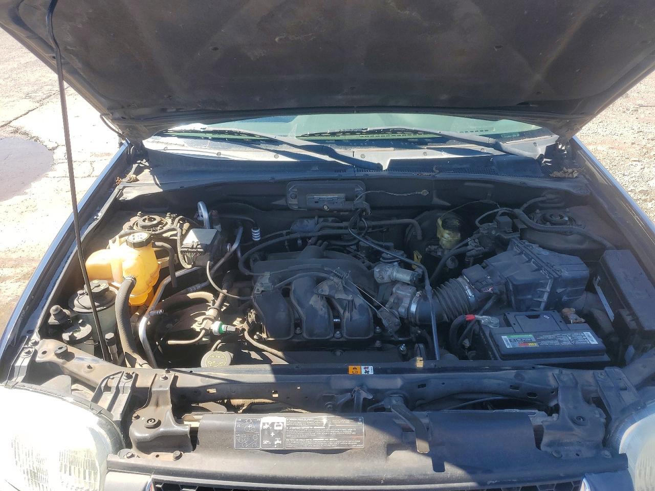 2004 Ford Escape Xlt Blue vin: 1FMCU03184KB19068