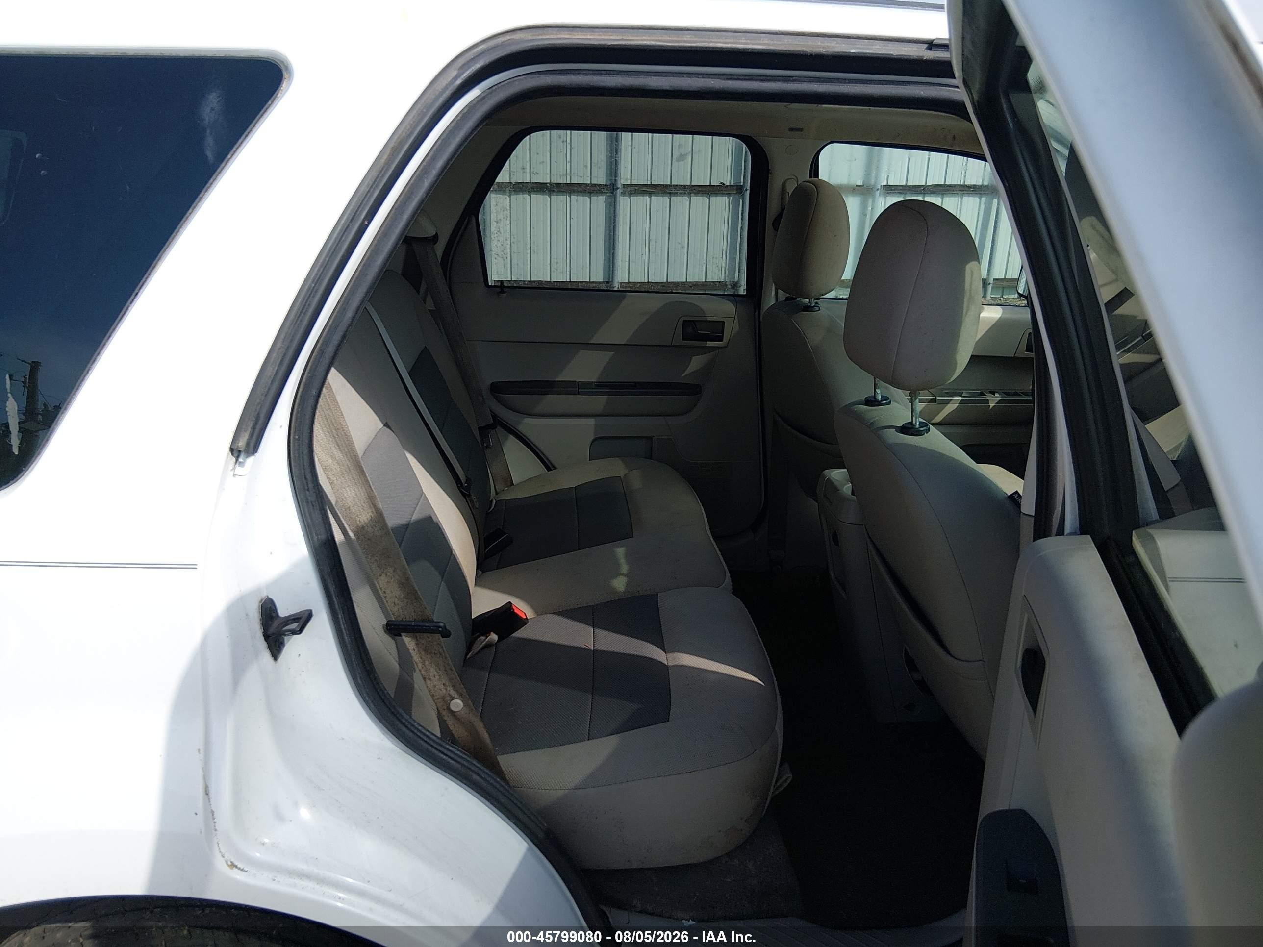 2008 Ford Escape Xlt White vin: 1FMCU03188KA91567