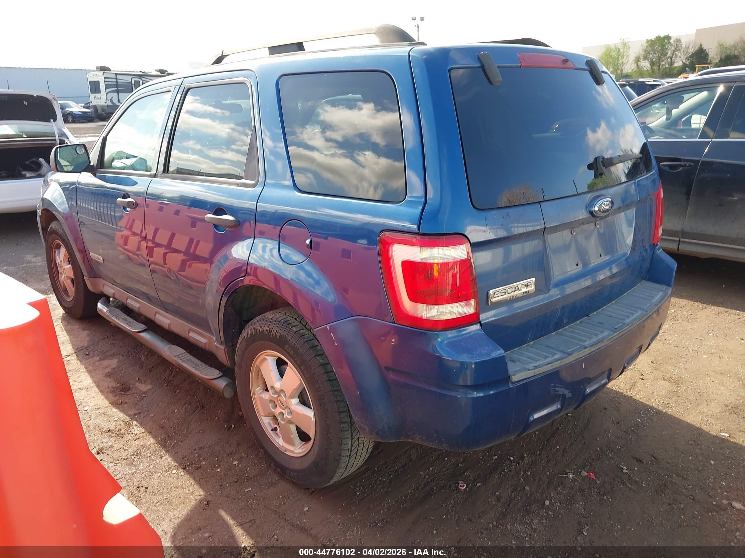 2008 Ford Escape Xlt Blue vin: 1FMCU03188KD30857