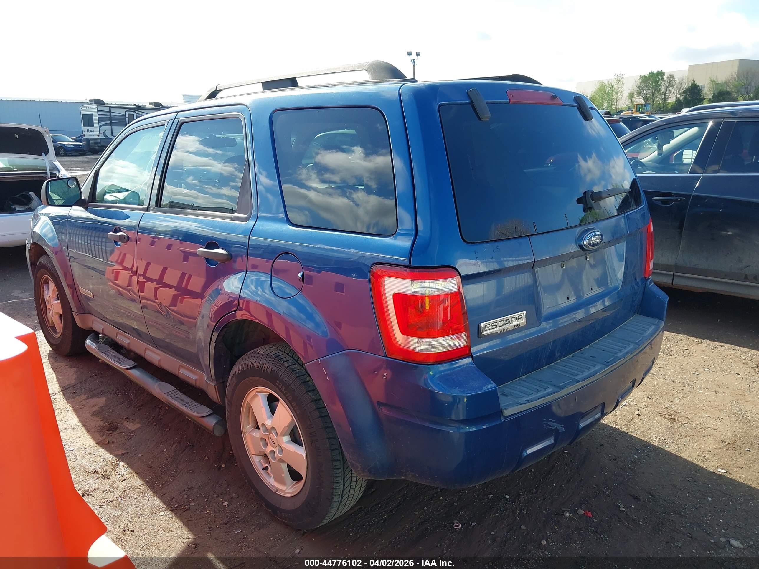 2008 Ford Escape Xlt Blue vin: 1FMCU03188KD30857