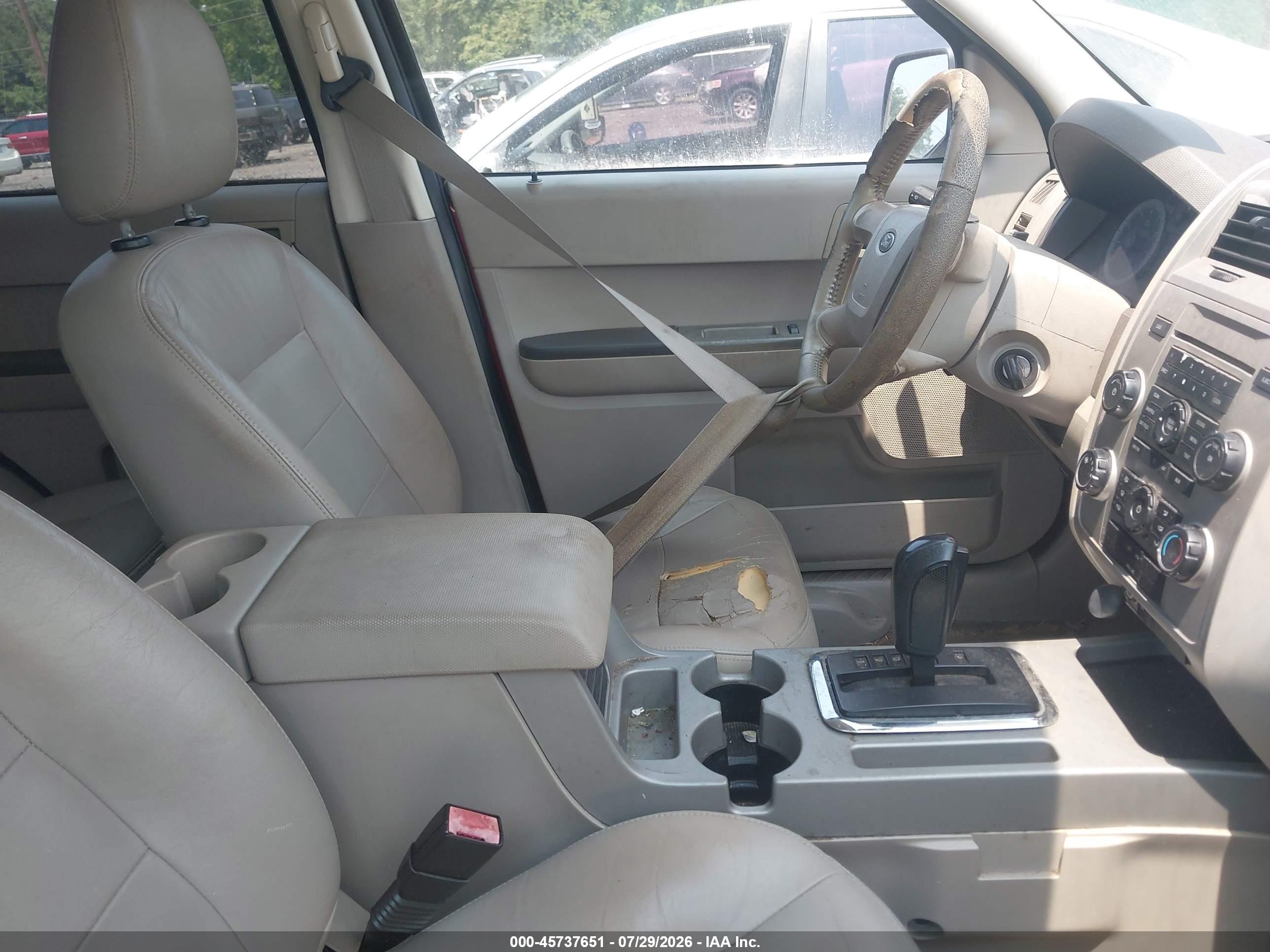 2008 Ford Escape Xlt Red vin: 1FMCU03188KD99791