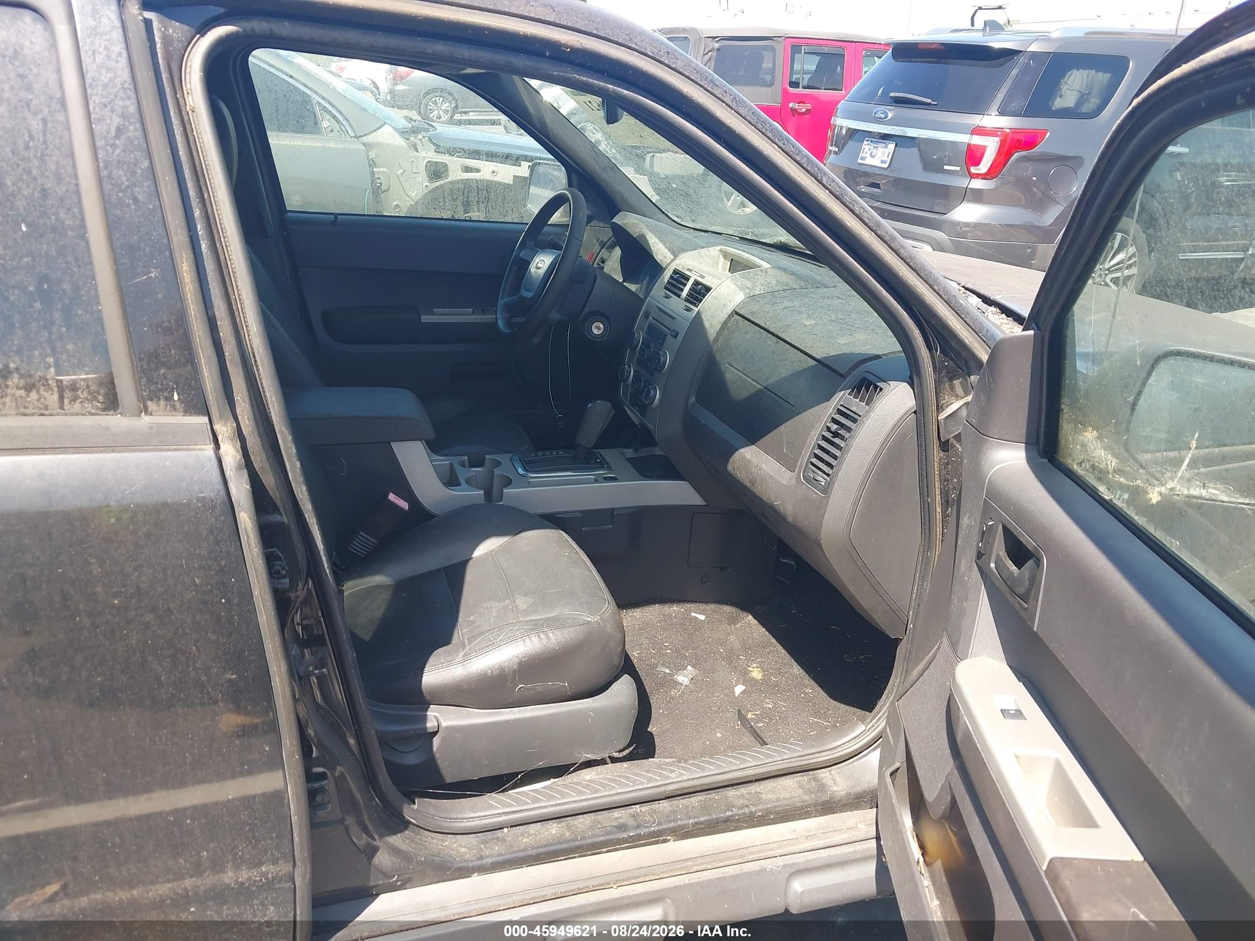 2008 Ford Escape Xlt Black vin: 1FMCU03188KE68320