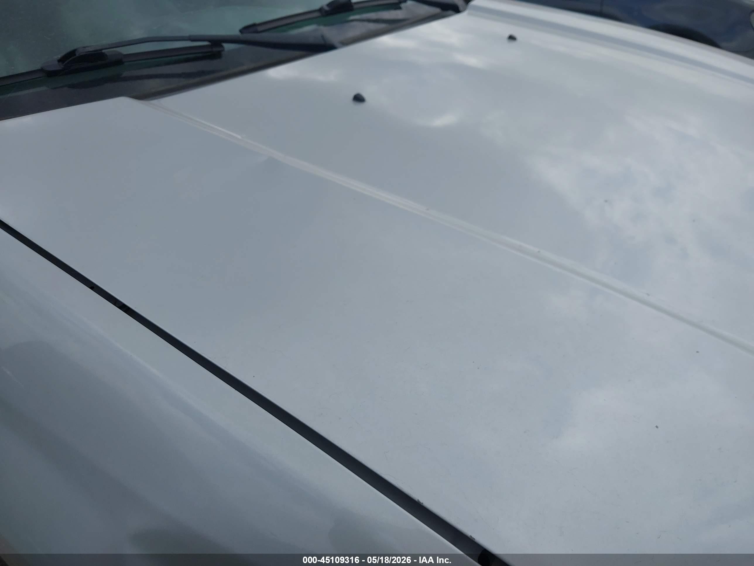 2005 Ford Escape Xlt Серебряный vin: 1FMCU03195DA07093