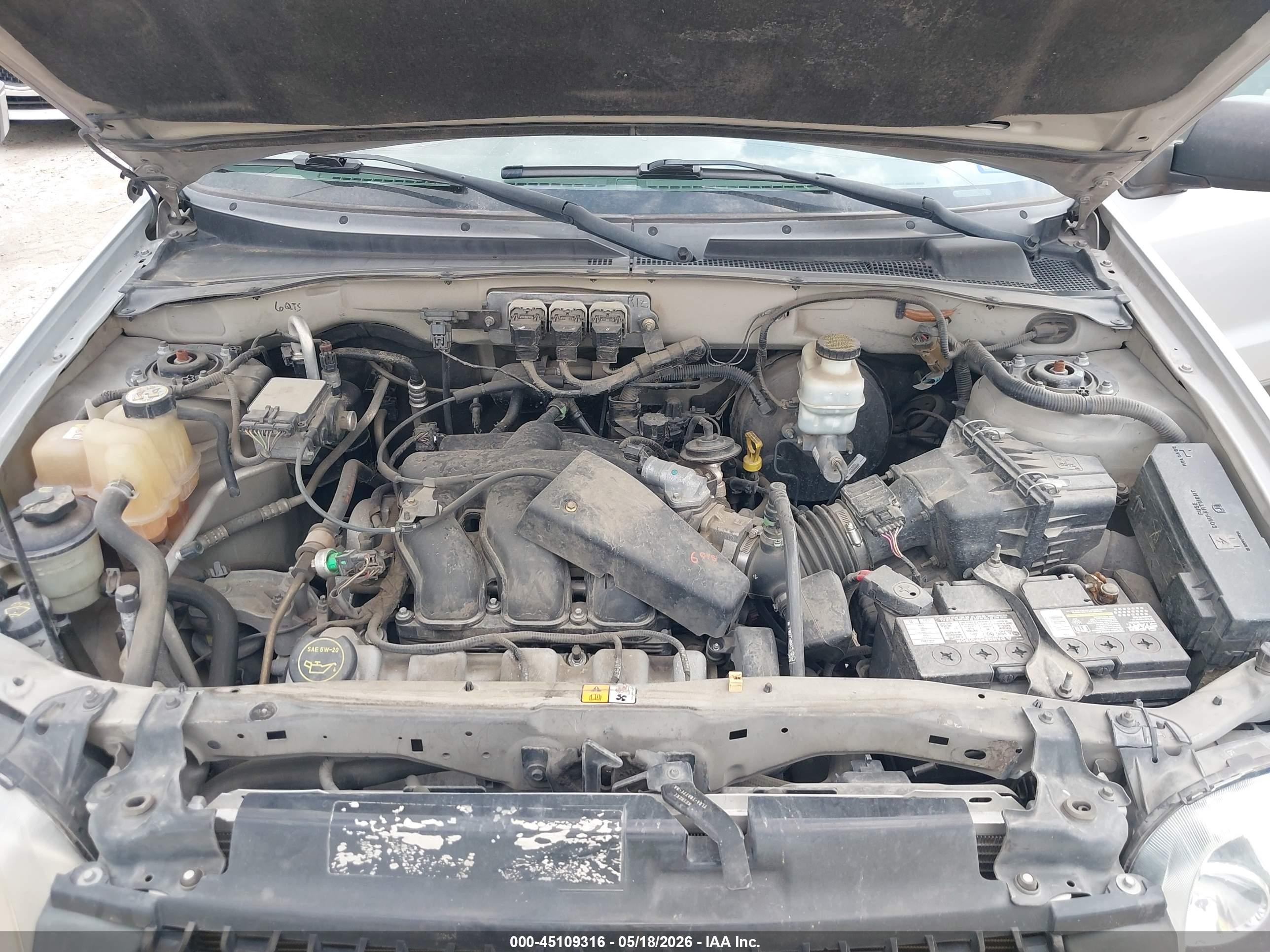 2005 Ford Escape Xlt Серебряный vin: 1FMCU03195DA07093