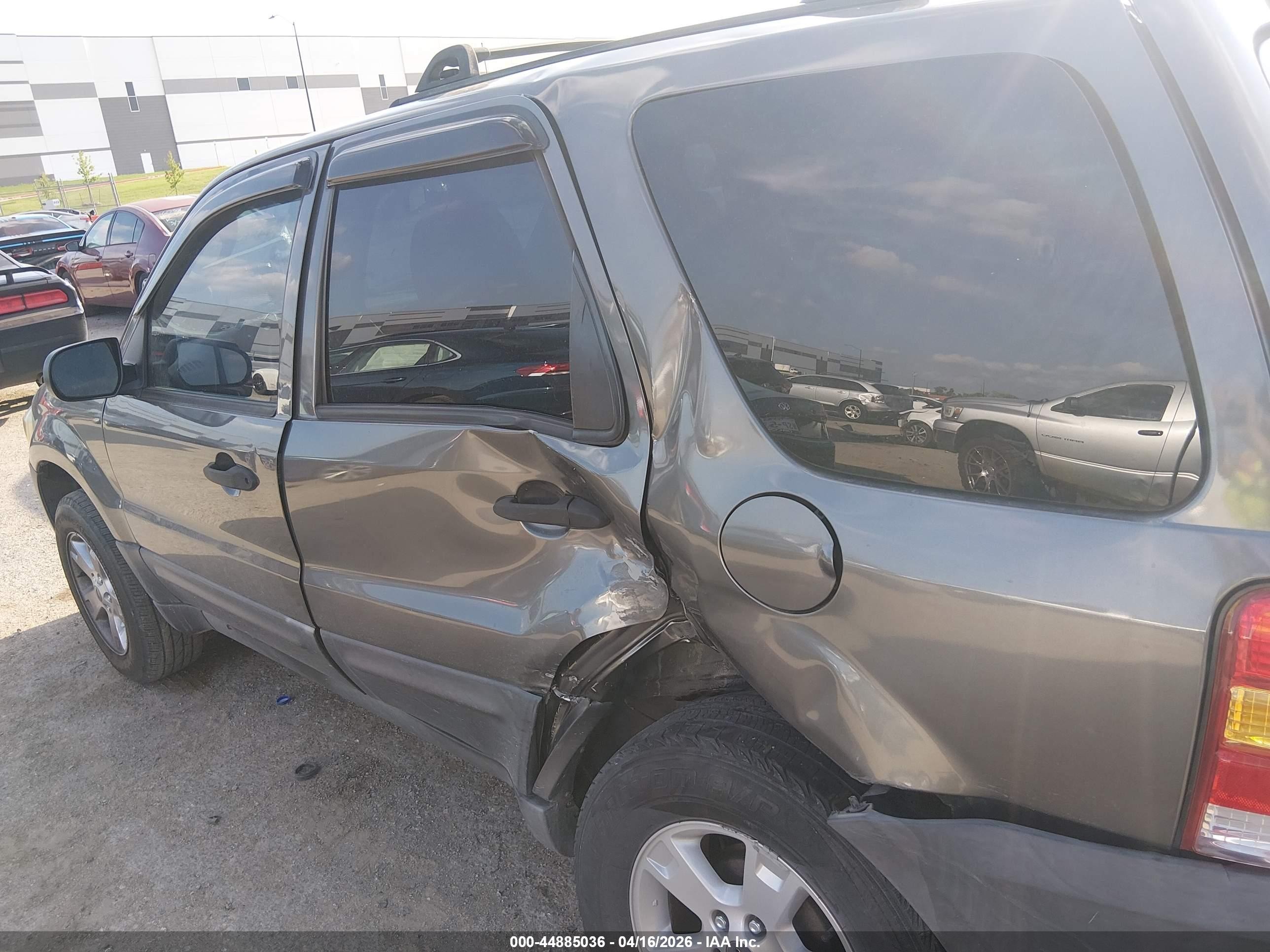 2005 Ford Escape Xlt Gray vin: 1FMCU03195DA07241