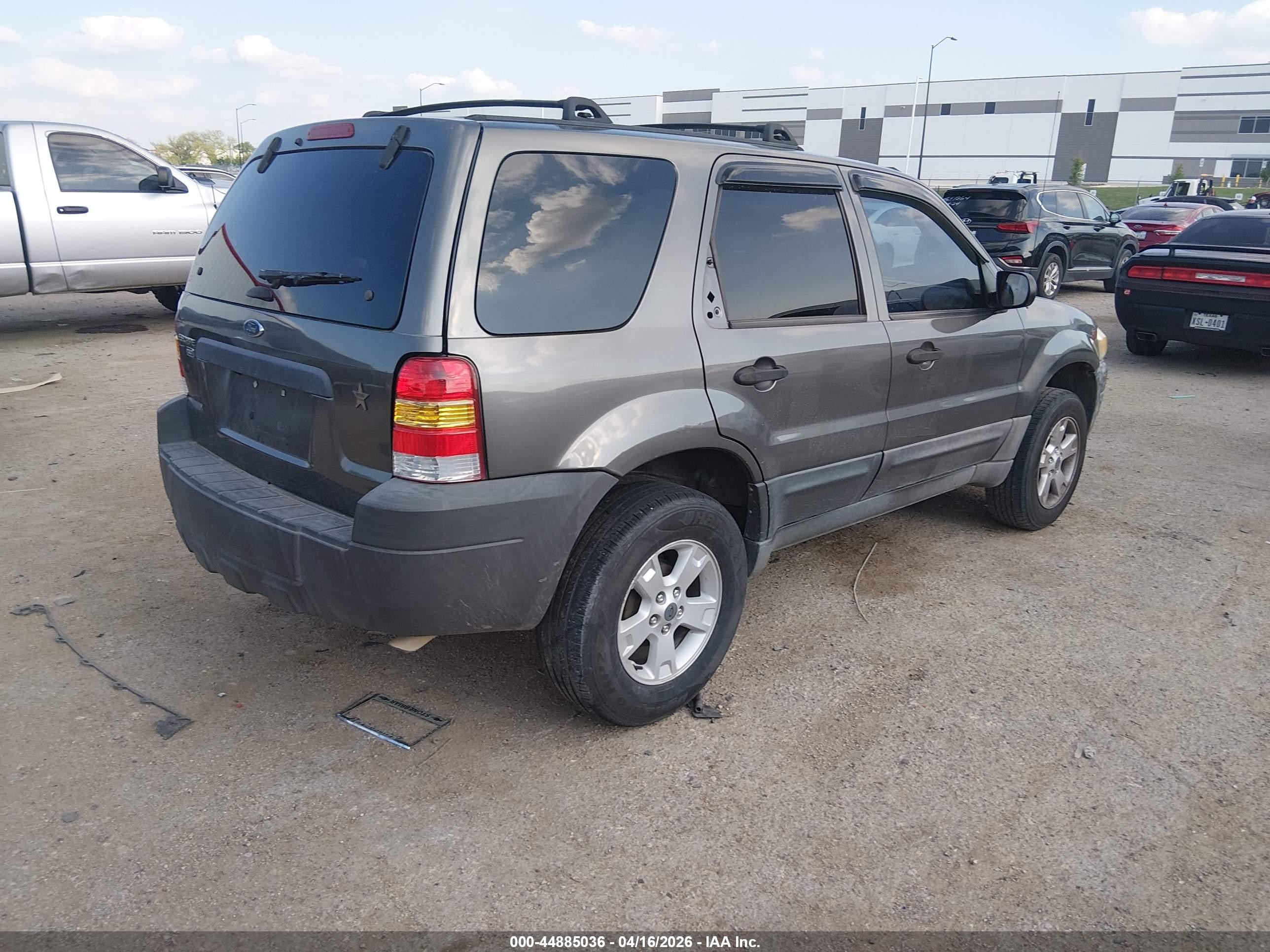 2005 Ford Escape Xlt Gray vin: 1FMCU03195DA07241