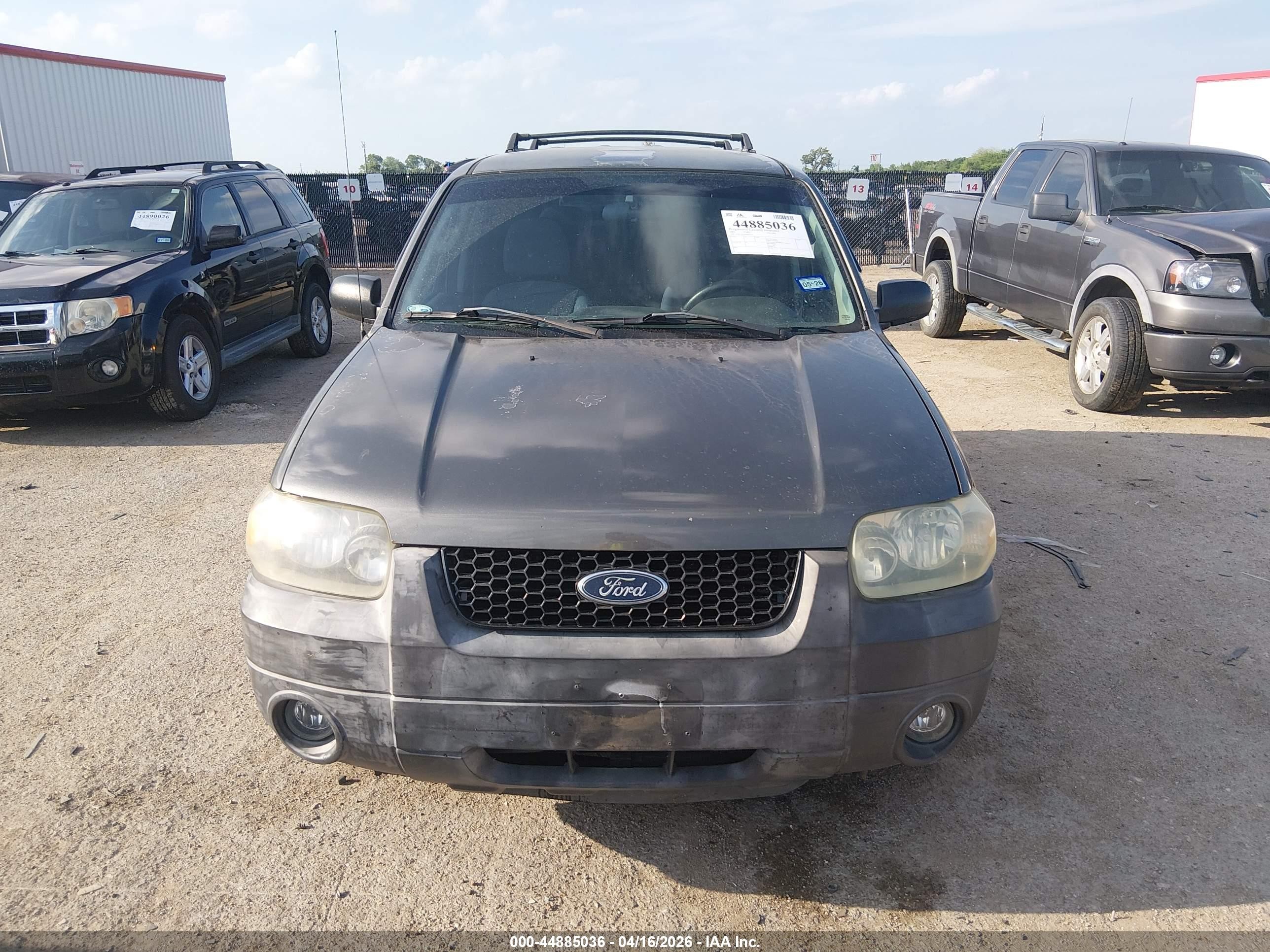2005 Ford Escape Xlt Gray vin: 1FMCU03195DA07241