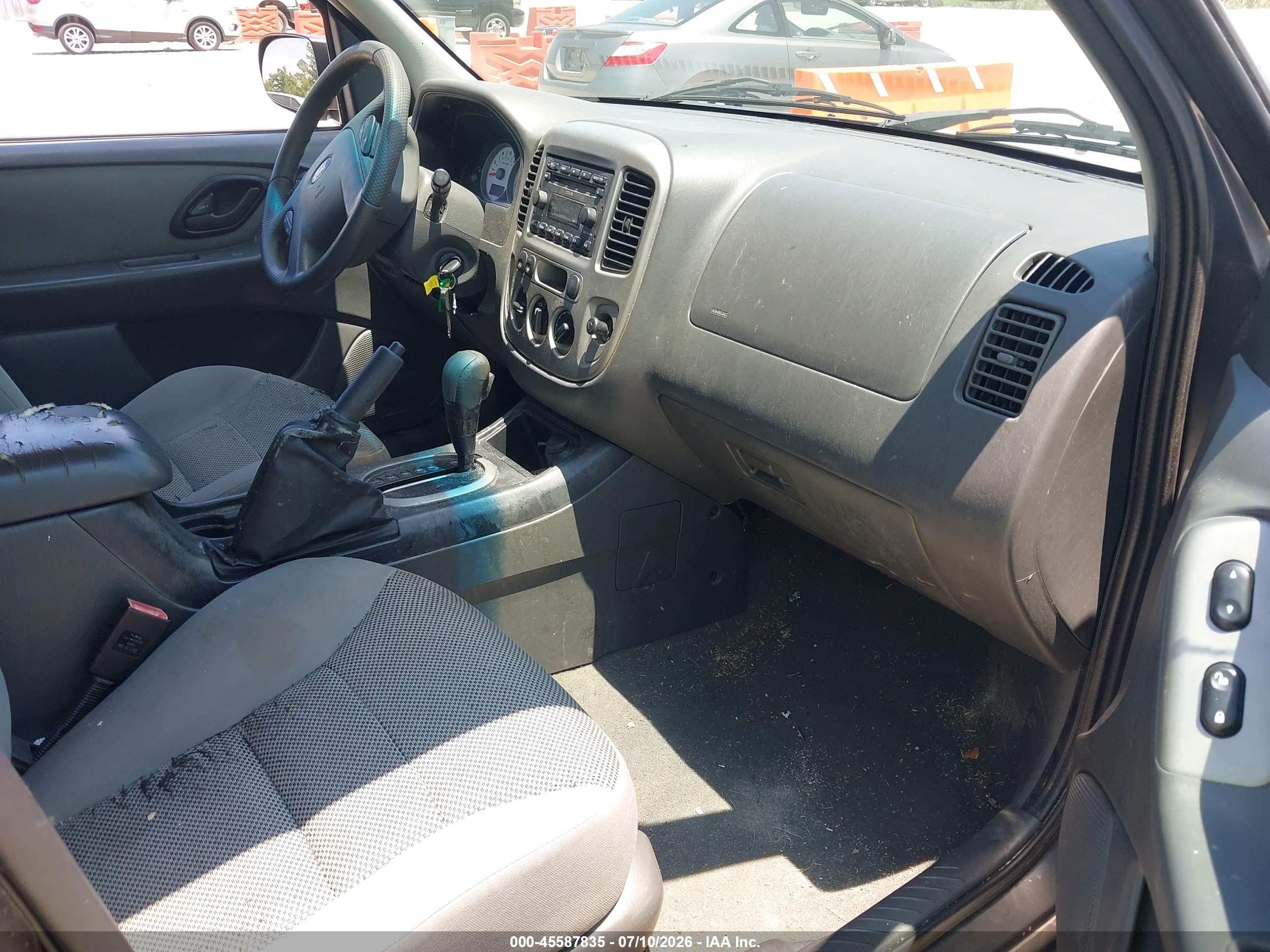 2005 Ford Escape Xlt Gray vin: 1FMCU03195DA10172