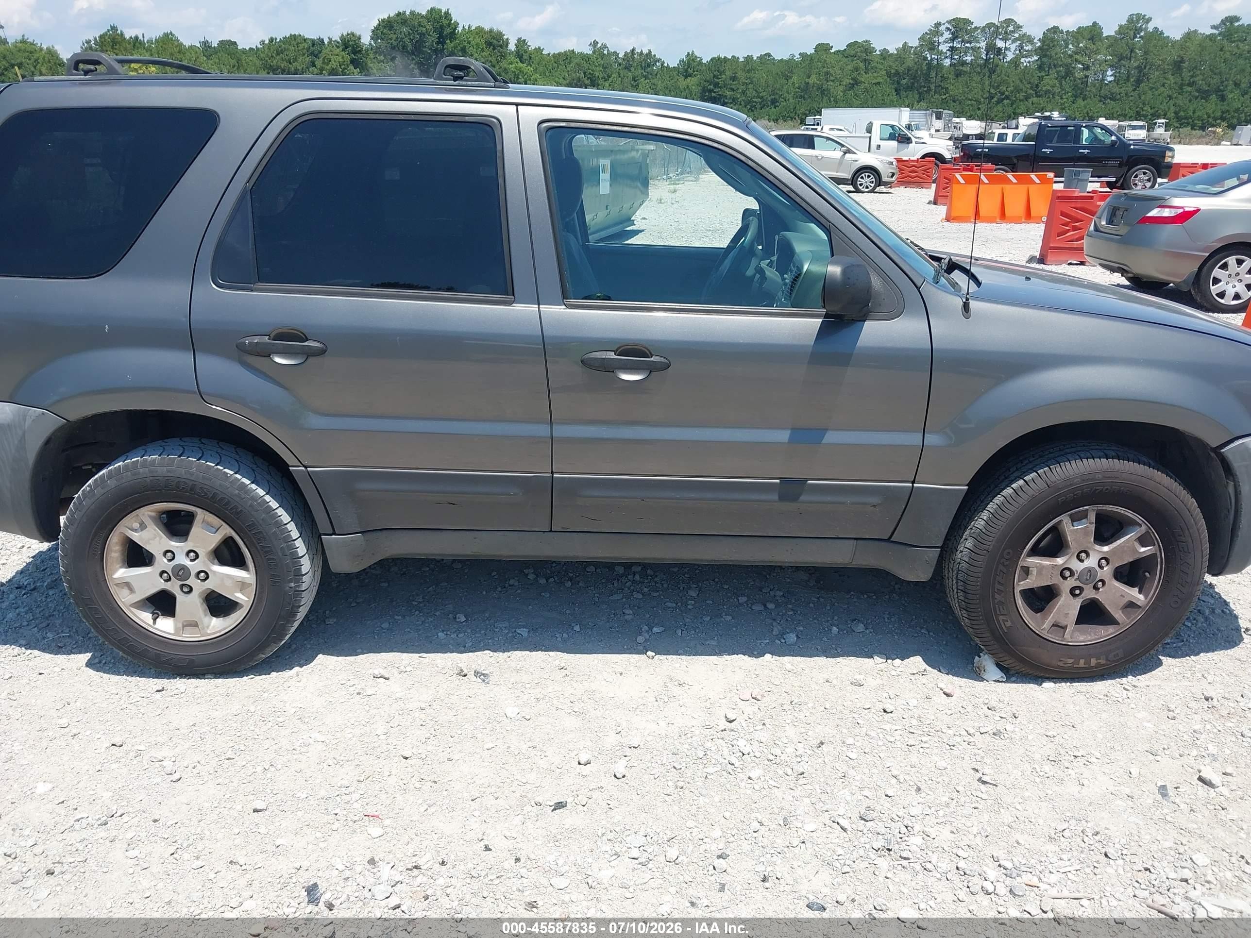 2005 Ford Escape Xlt Gray vin: 1FMCU03195DA10172