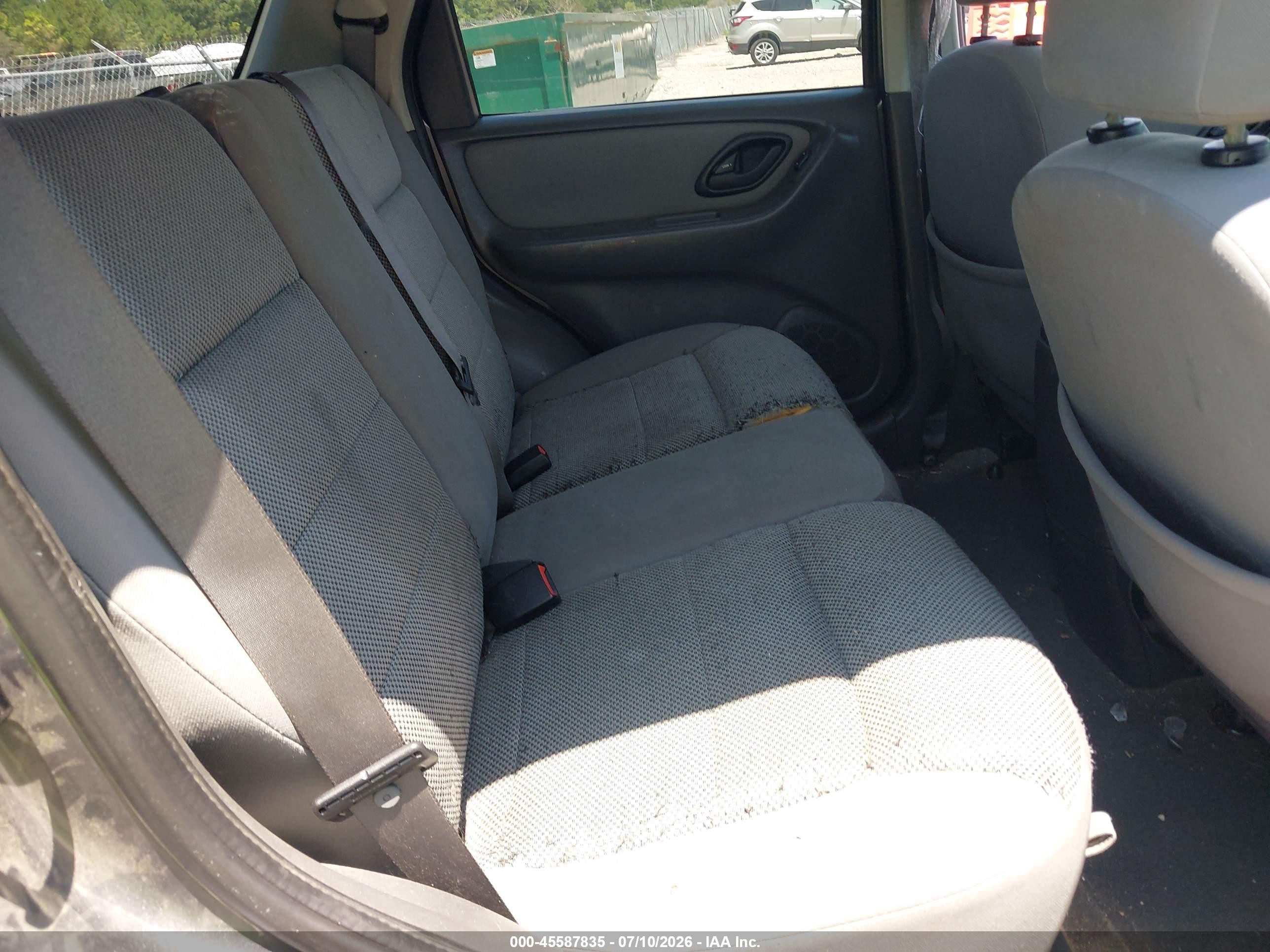 2005 Ford Escape Xlt Gray vin: 1FMCU03195DA10172