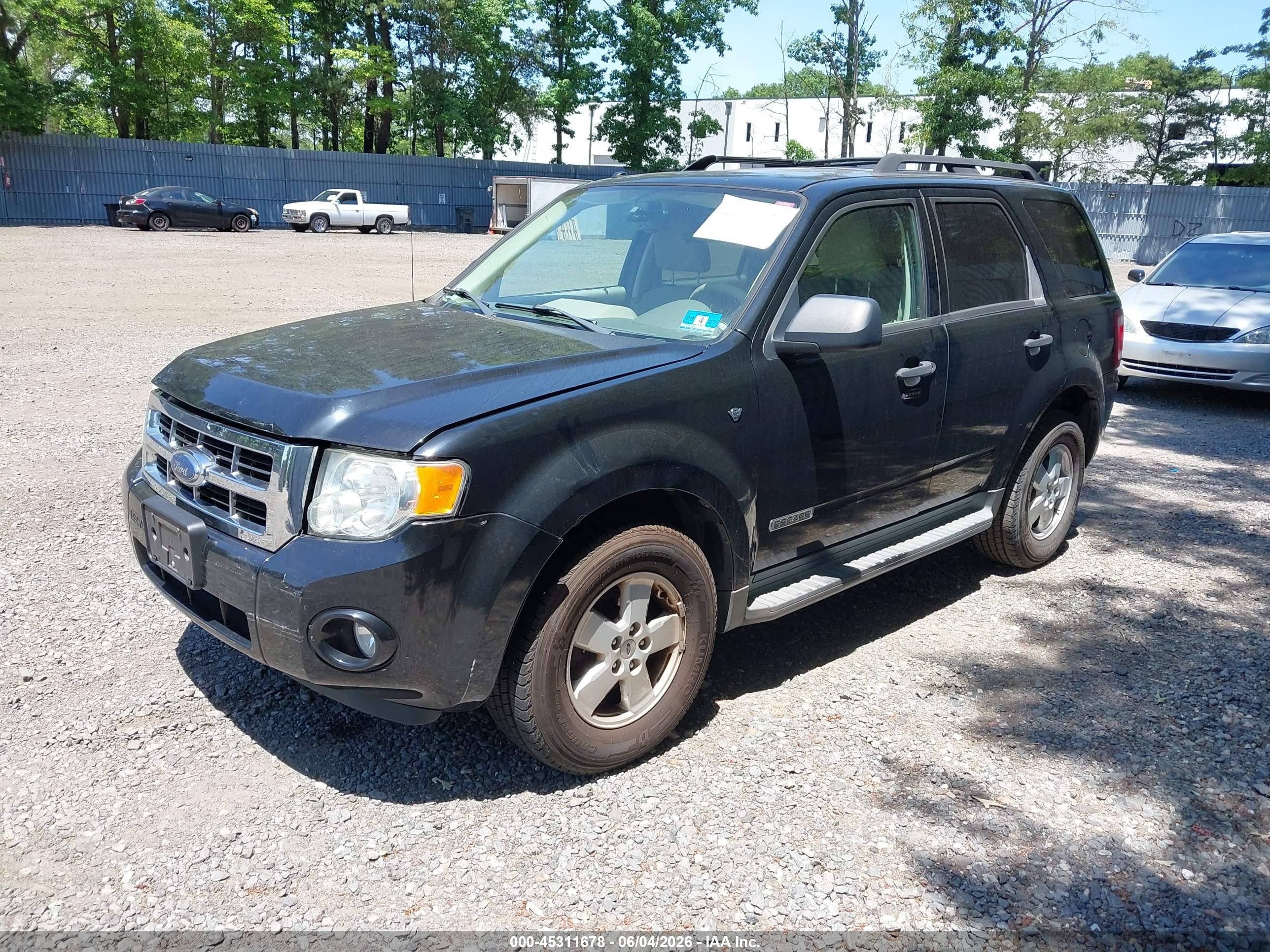 2008 Ford Escape Xlt Черный vin: 1FMCU03198KA59811