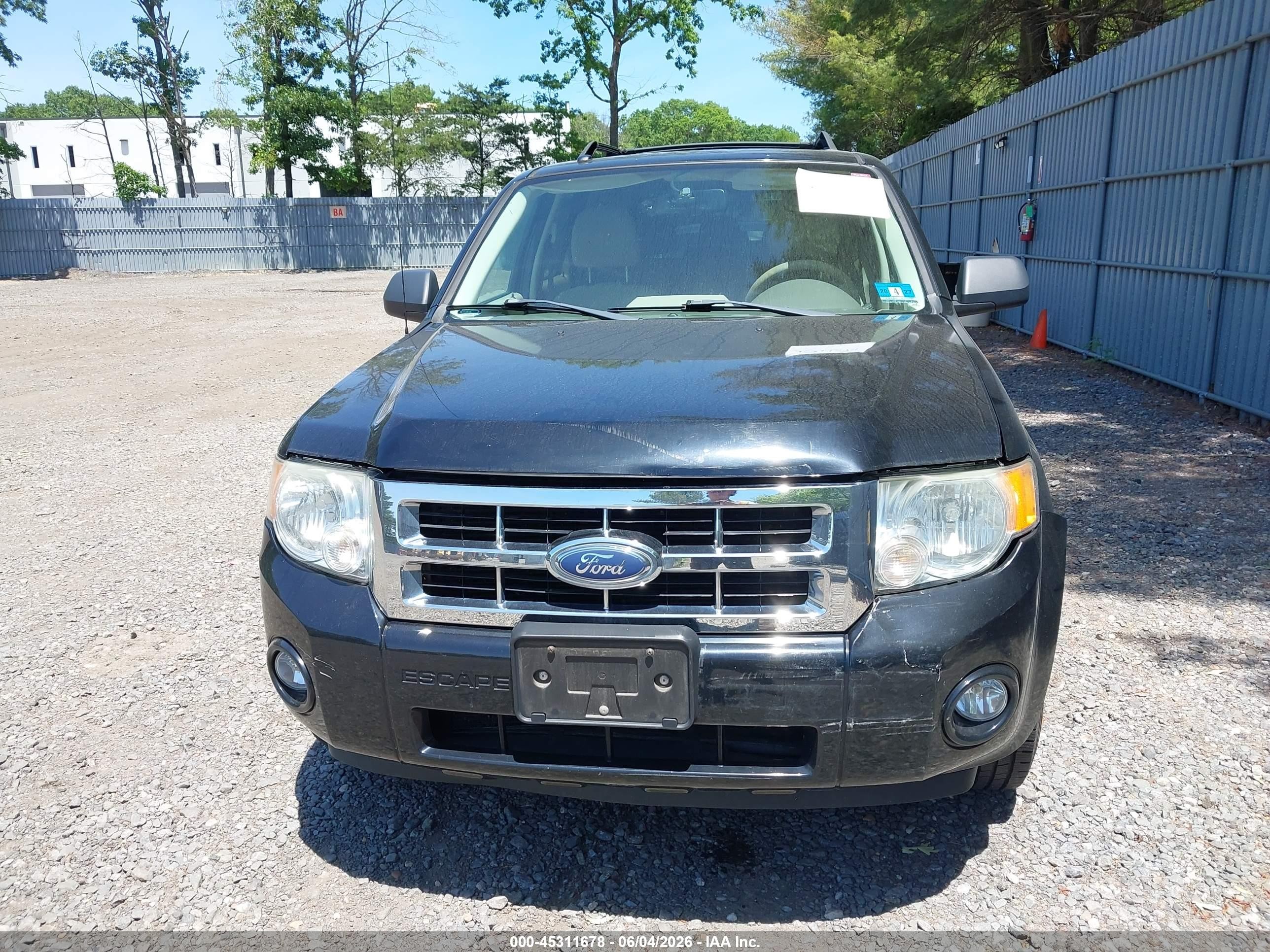 2008 Ford Escape Xlt Черный vin: 1FMCU03198KA59811