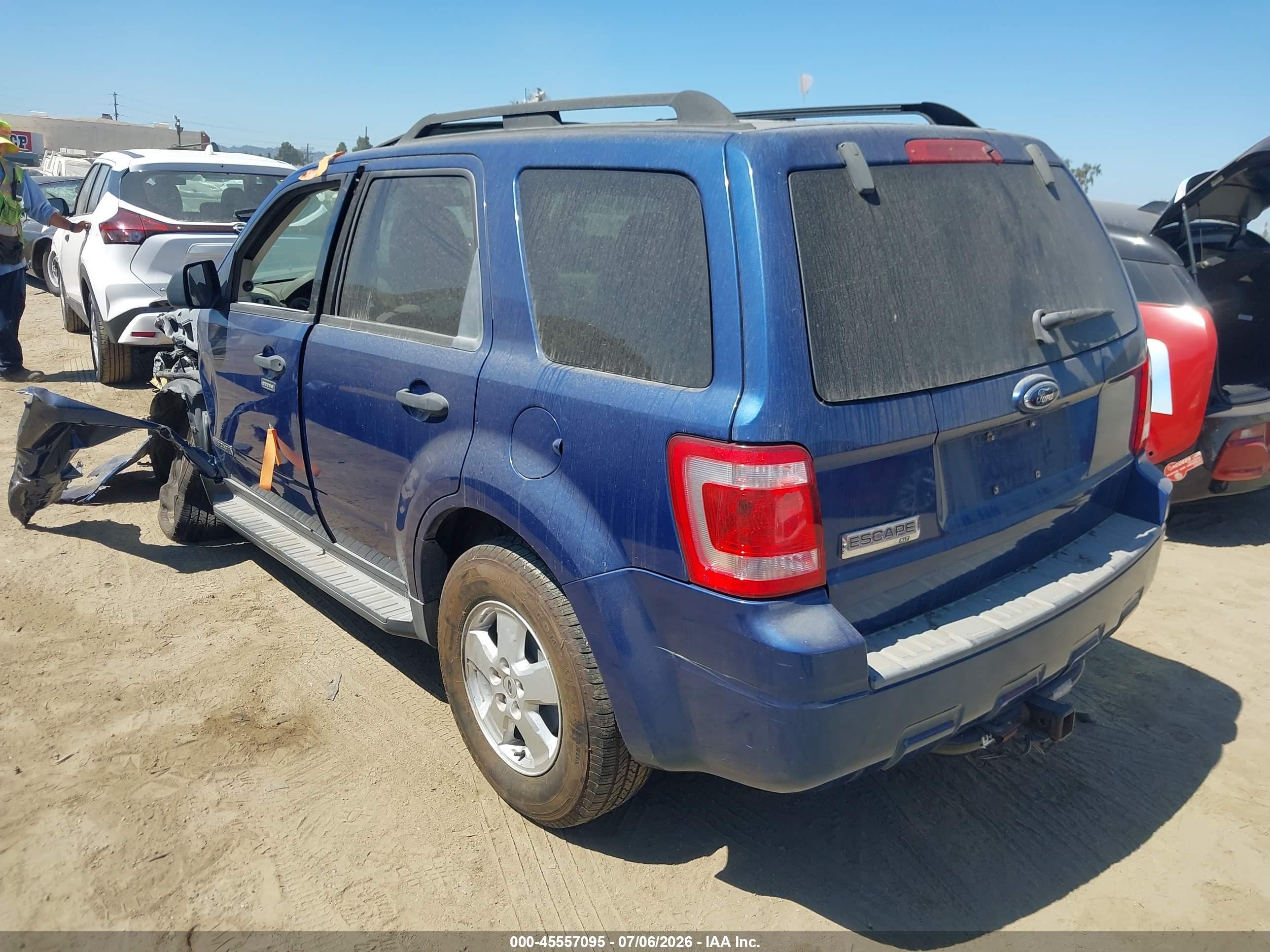 2008 Ford Escape Xlt Blue vin: 1FMCU03198KB42316