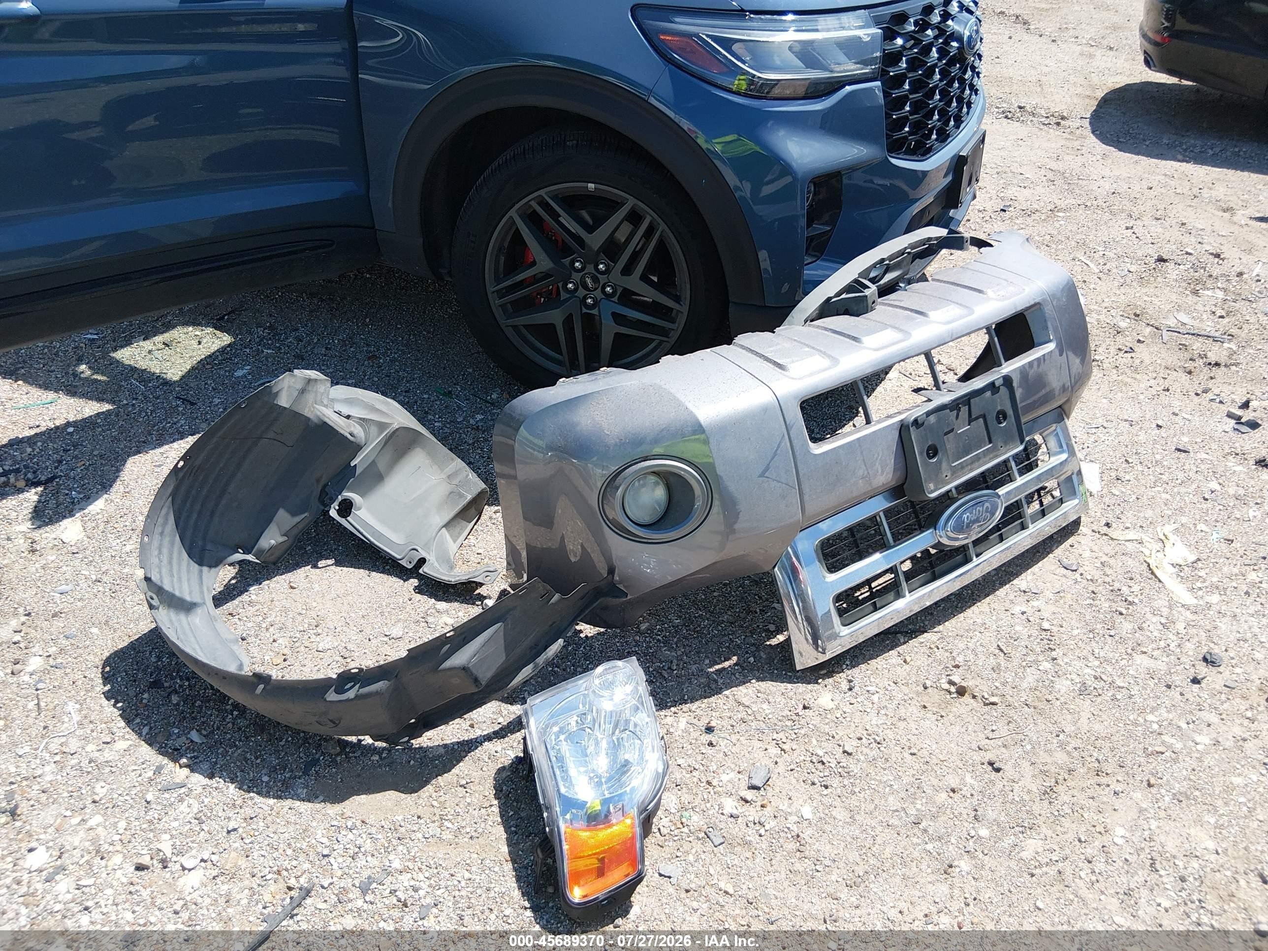 2008 Ford Escape Xlt Silver vin: 1FMCU03198KC32713