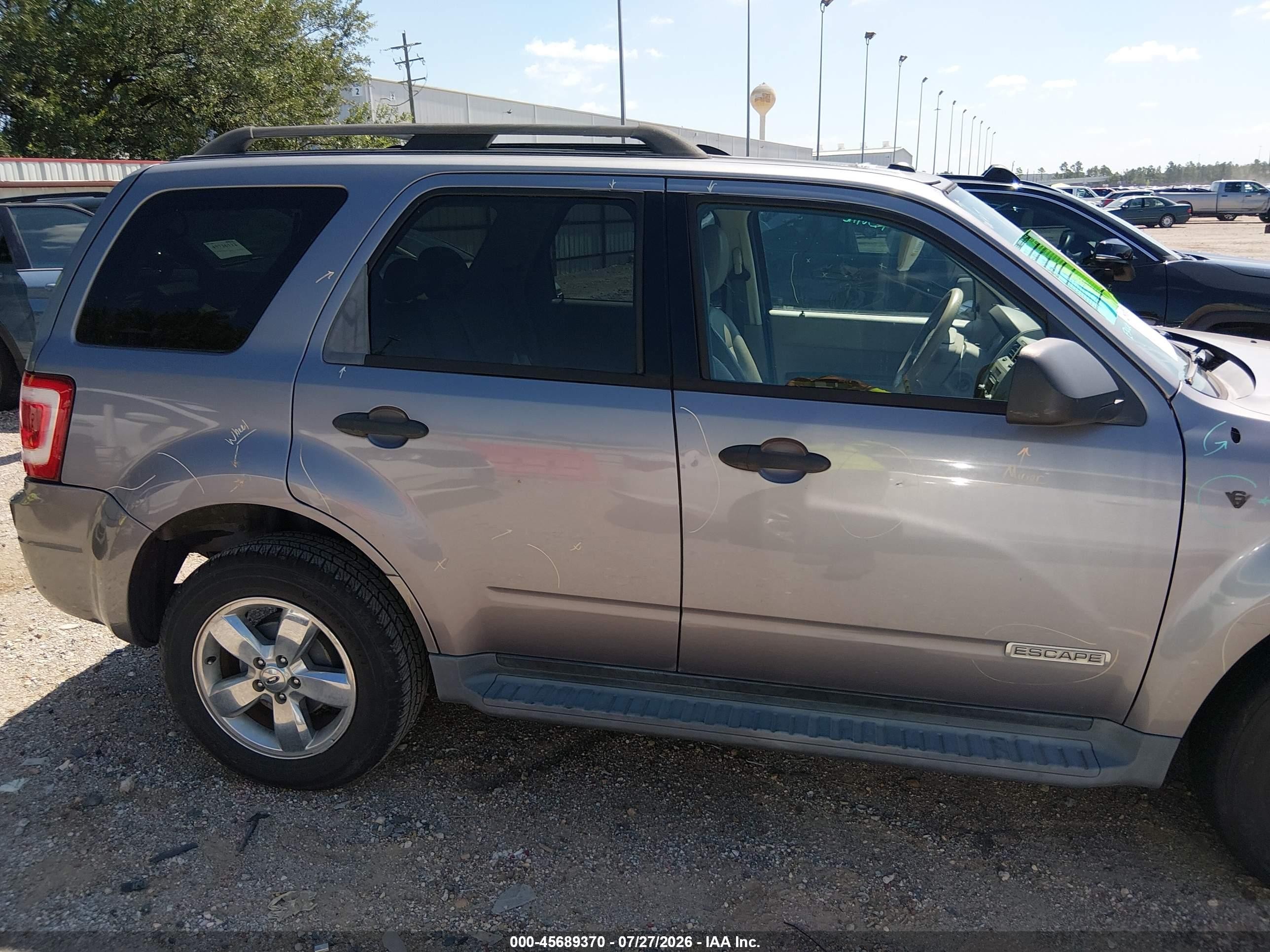 2008 Ford Escape Xlt Silver vin: 1FMCU03198KC32713
