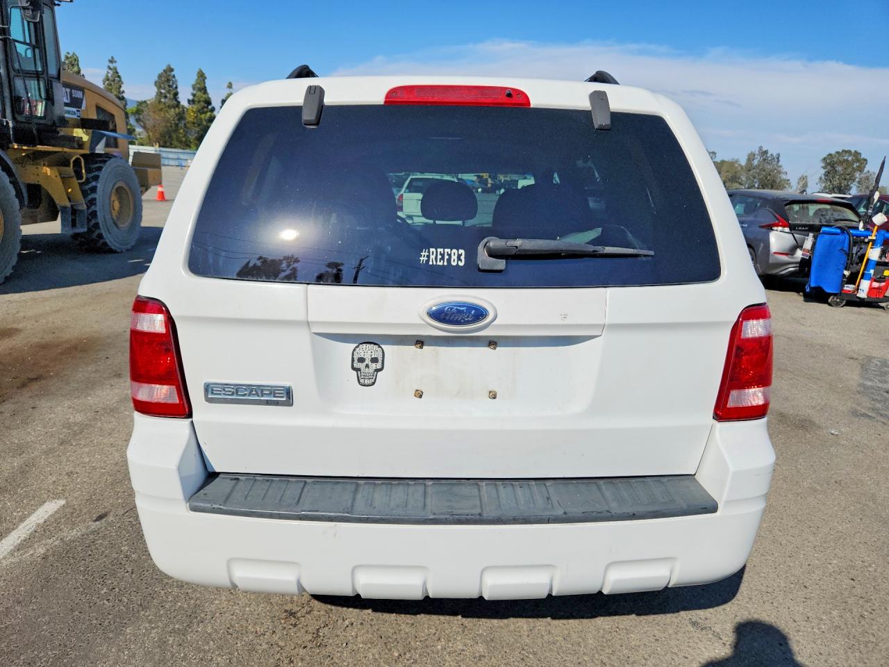 2008 Ford Escape Xlt White vin: 1FMCU03198KD86743