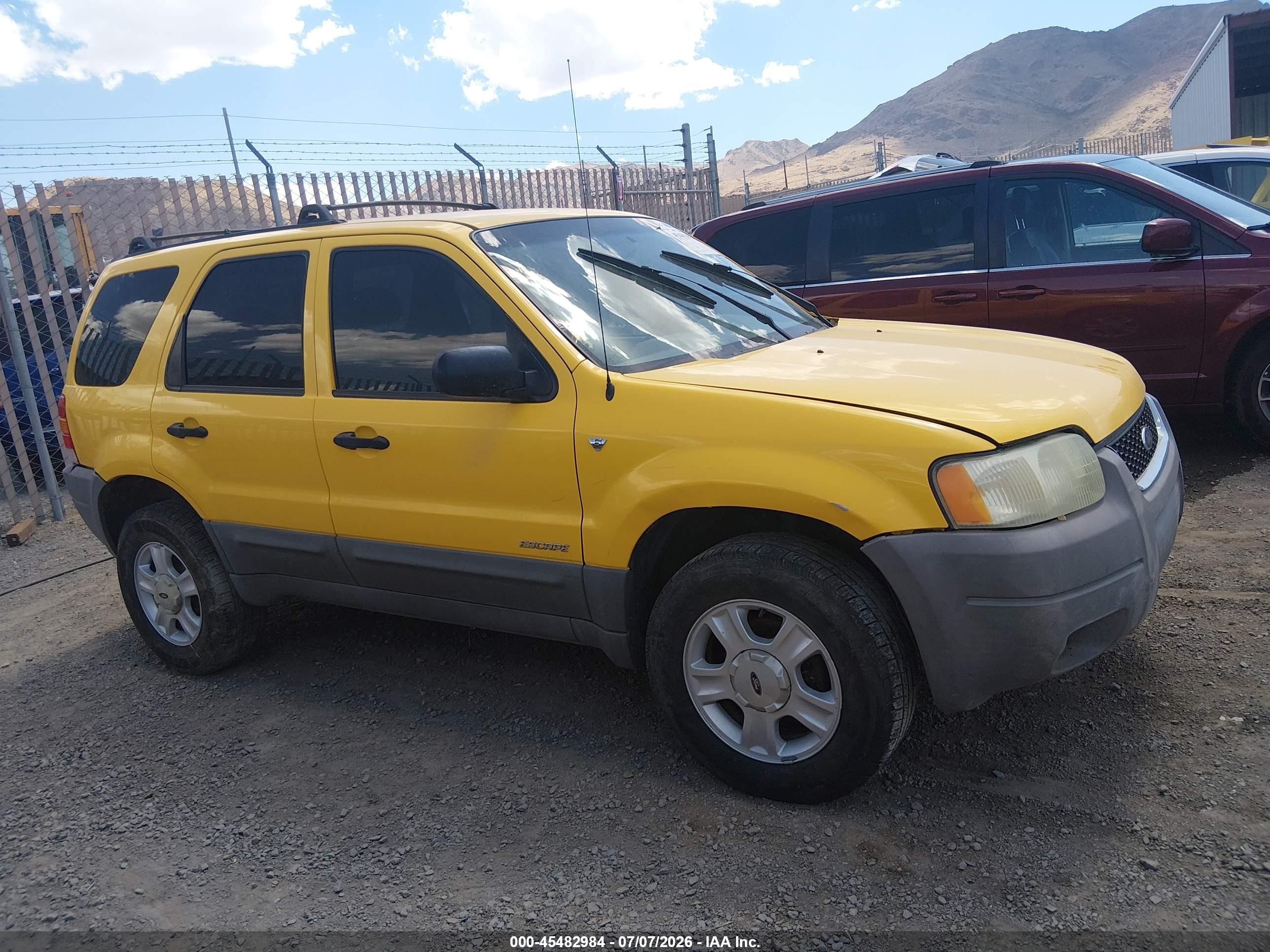2002 Ford Escape Xlt Yellow vin: 1FMCU031X2KC60821