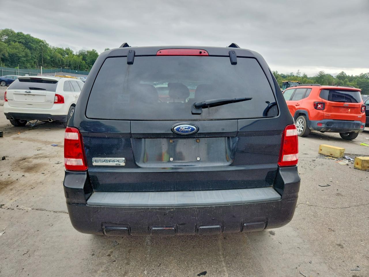 2008 Ford Escape Xlt Black vin: 1FMCU031X8KA78173