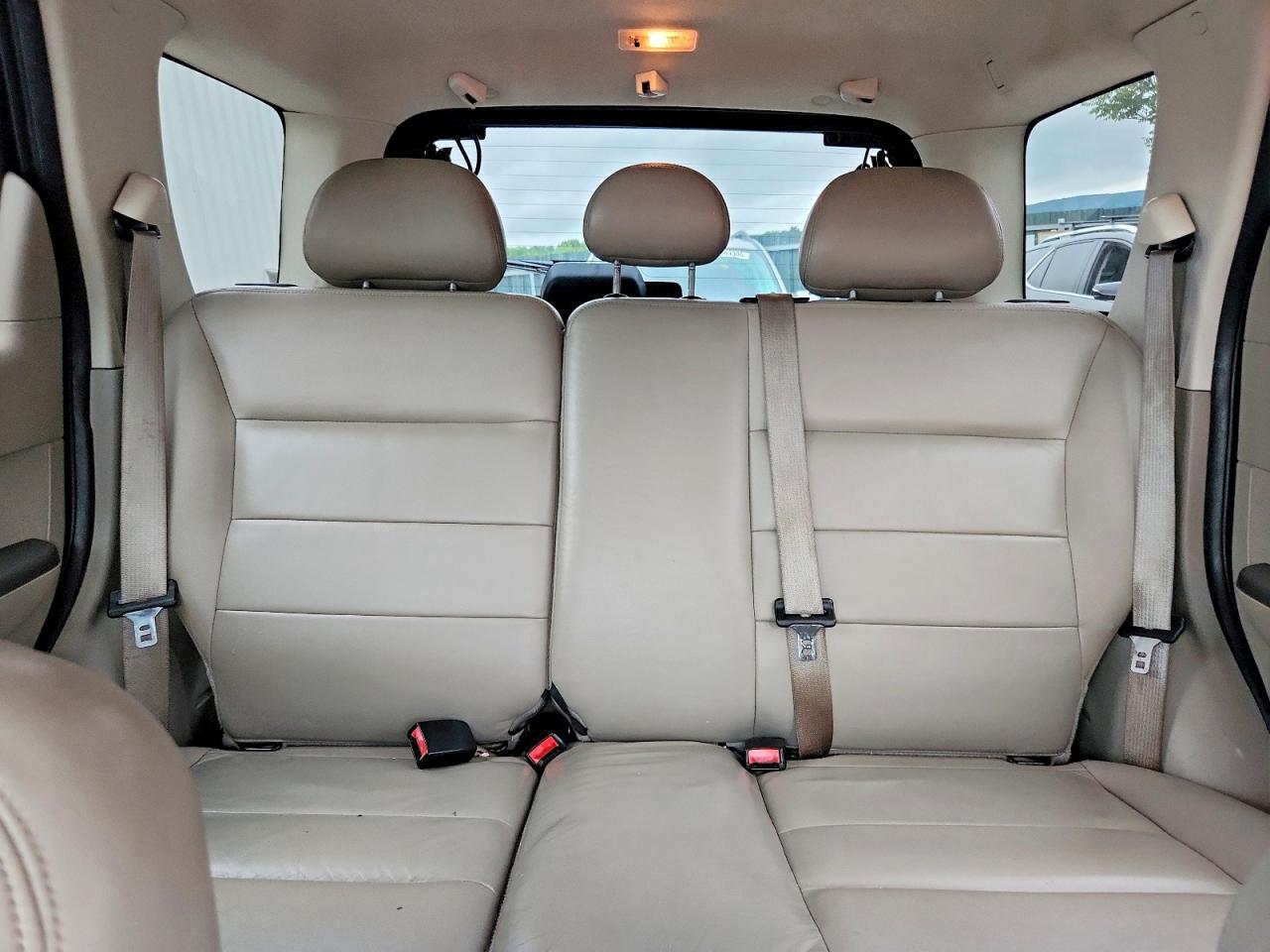 2008 Ford Escape Xlt Black vin: 1FMCU031X8KA78173