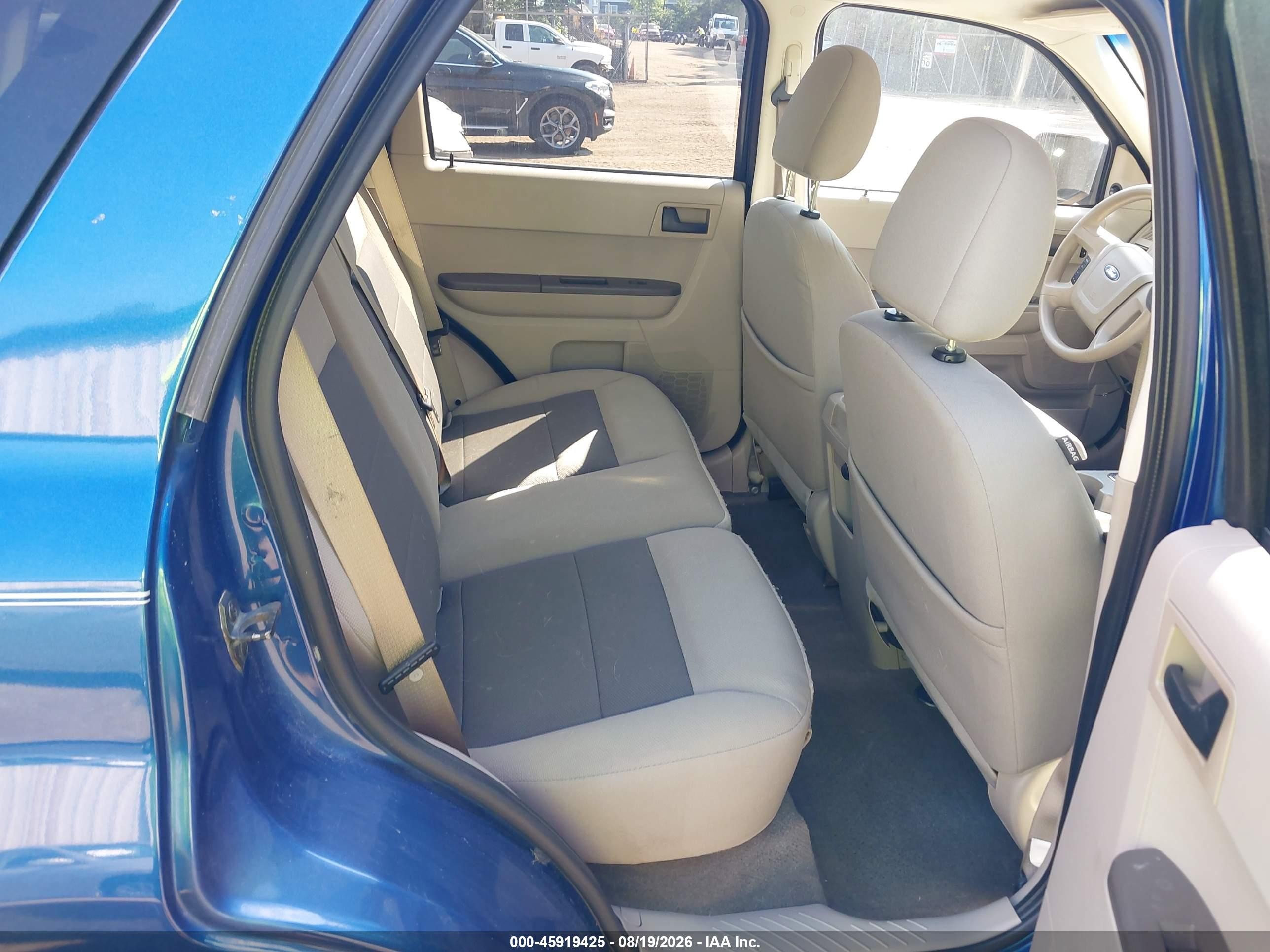 2008 Ford Escape Xlt Blue vin: 1FMCU031X8KE51454