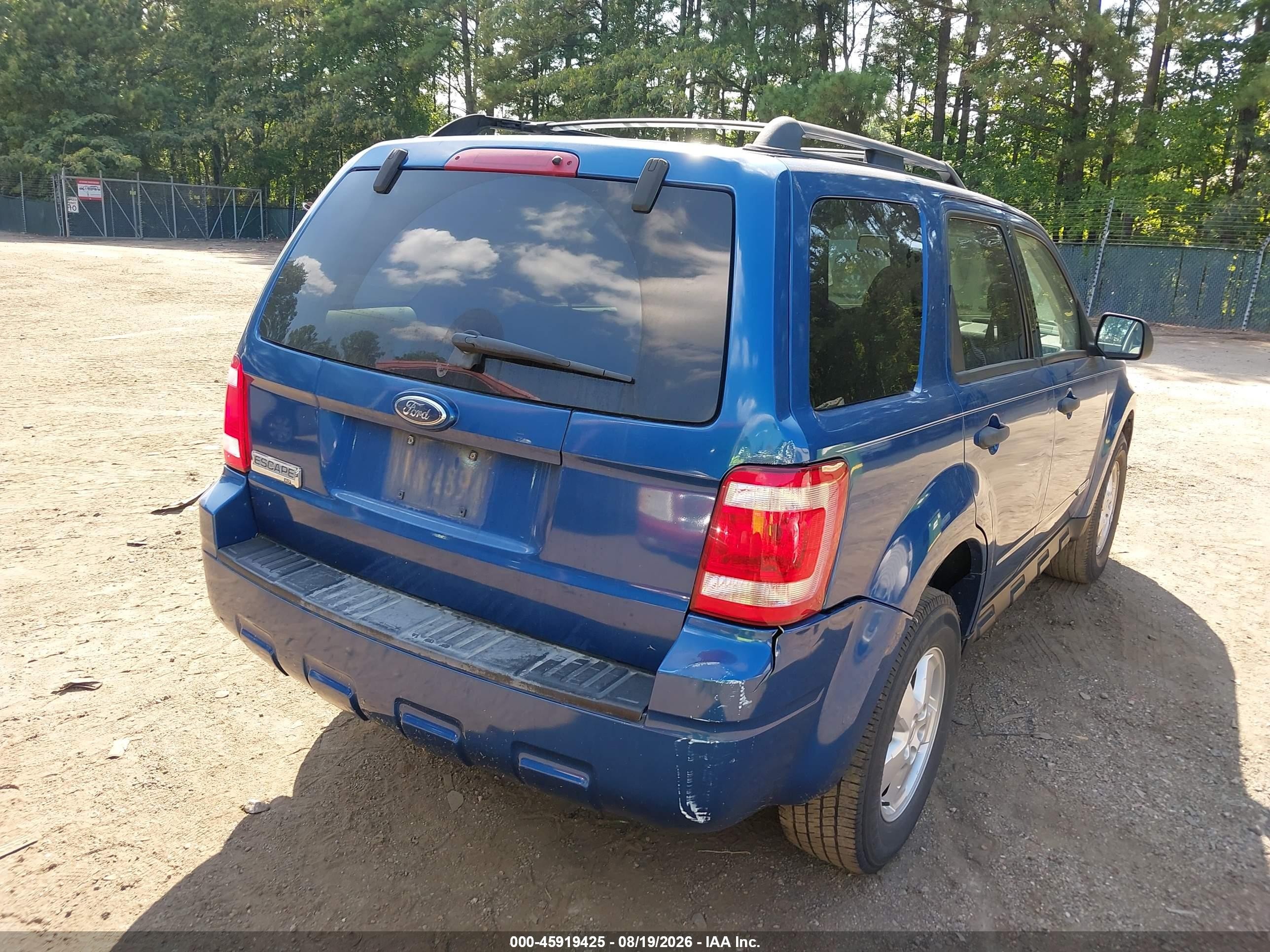 2008 Ford Escape Xlt Blue vin: 1FMCU031X8KE51454