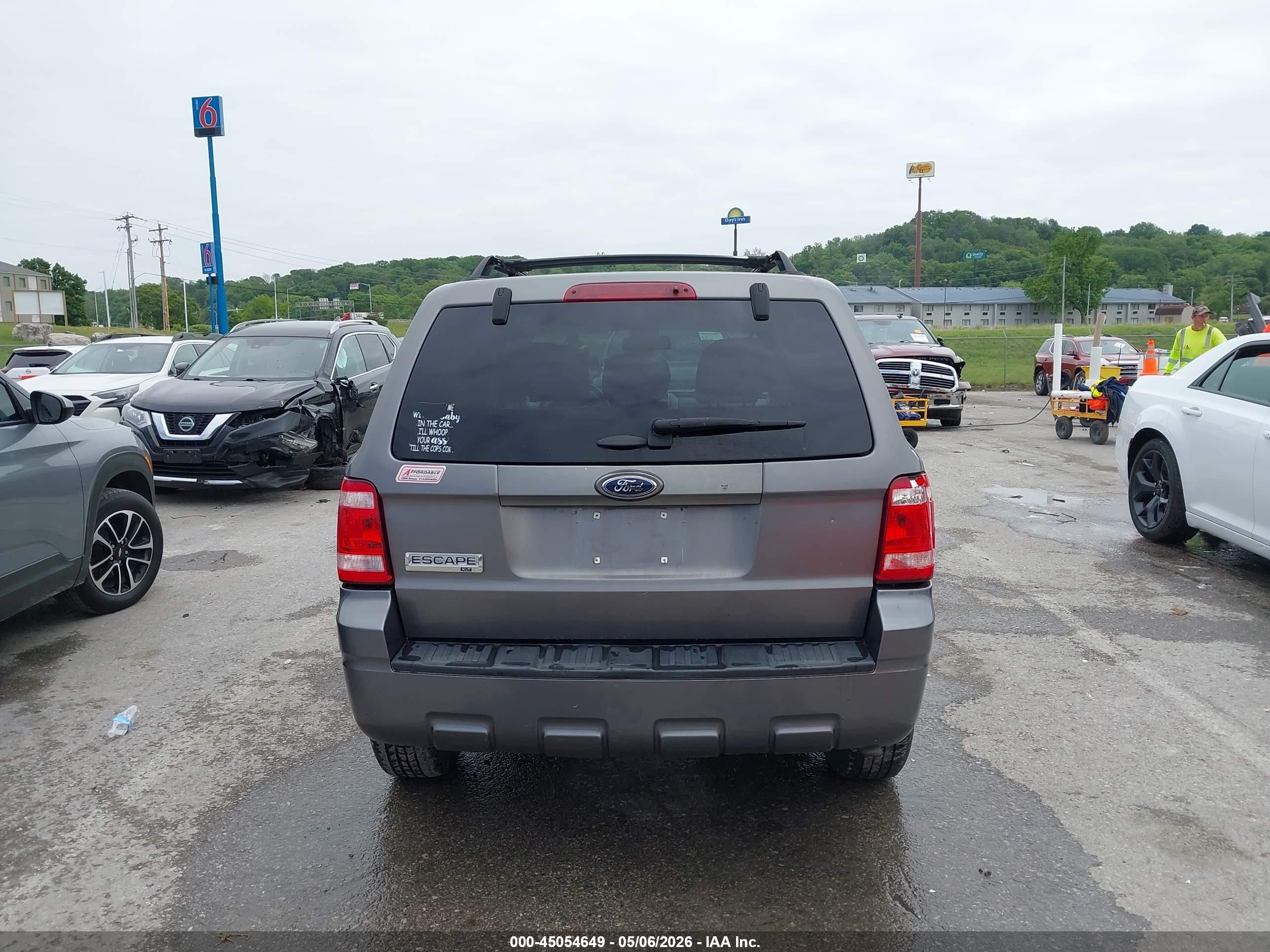 2009 Ford Escape Xlt Gray vin: 1FMCU03709KA02726