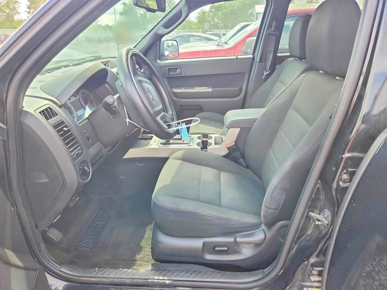 2009 Ford Escape Xlt Black vin: 1FMCU03709KB26429