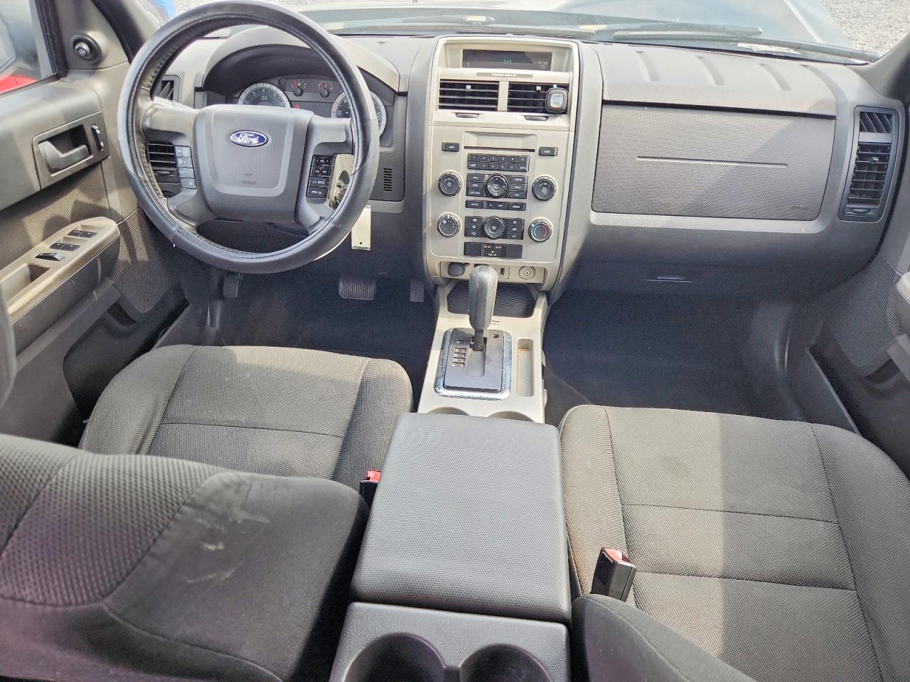 2009 Ford Escape Xlt Black vin: 1FMCU03709KB26429