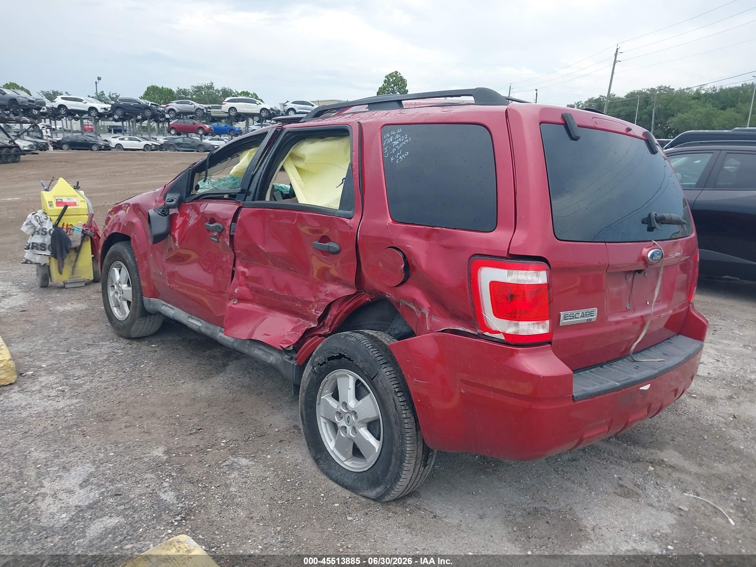 2009 Ford Escape Xlt Red vin: 1FMCU03709KB30481