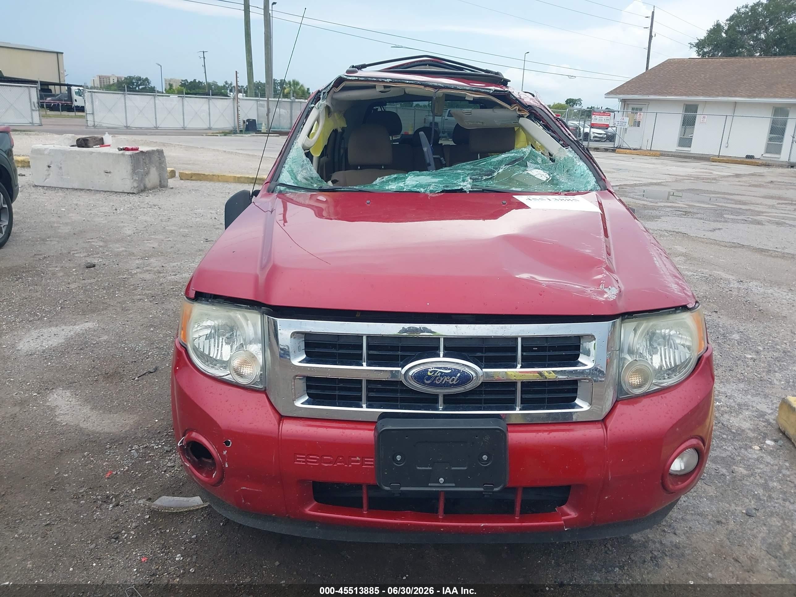 2009 Ford Escape Xlt Red vin: 1FMCU03709KB30481