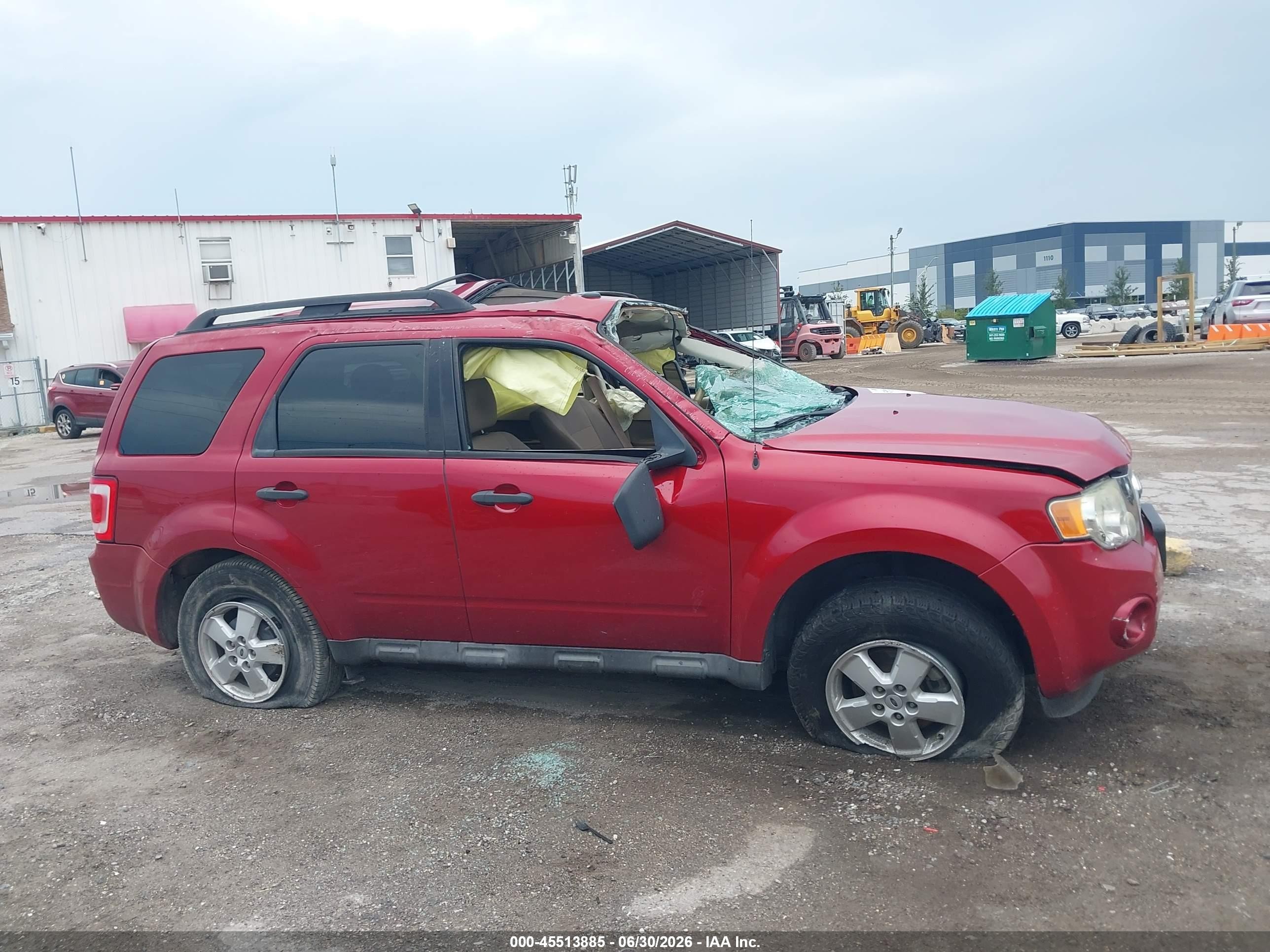 2009 Ford Escape Xlt Red vin: 1FMCU03709KB30481