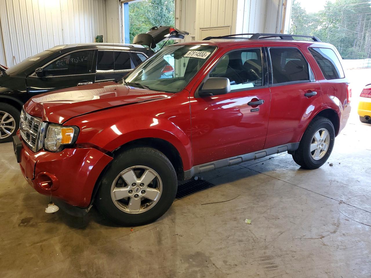 2009 Ford Escape Xlt Burgundy vin: 1FMCU03709KB64839