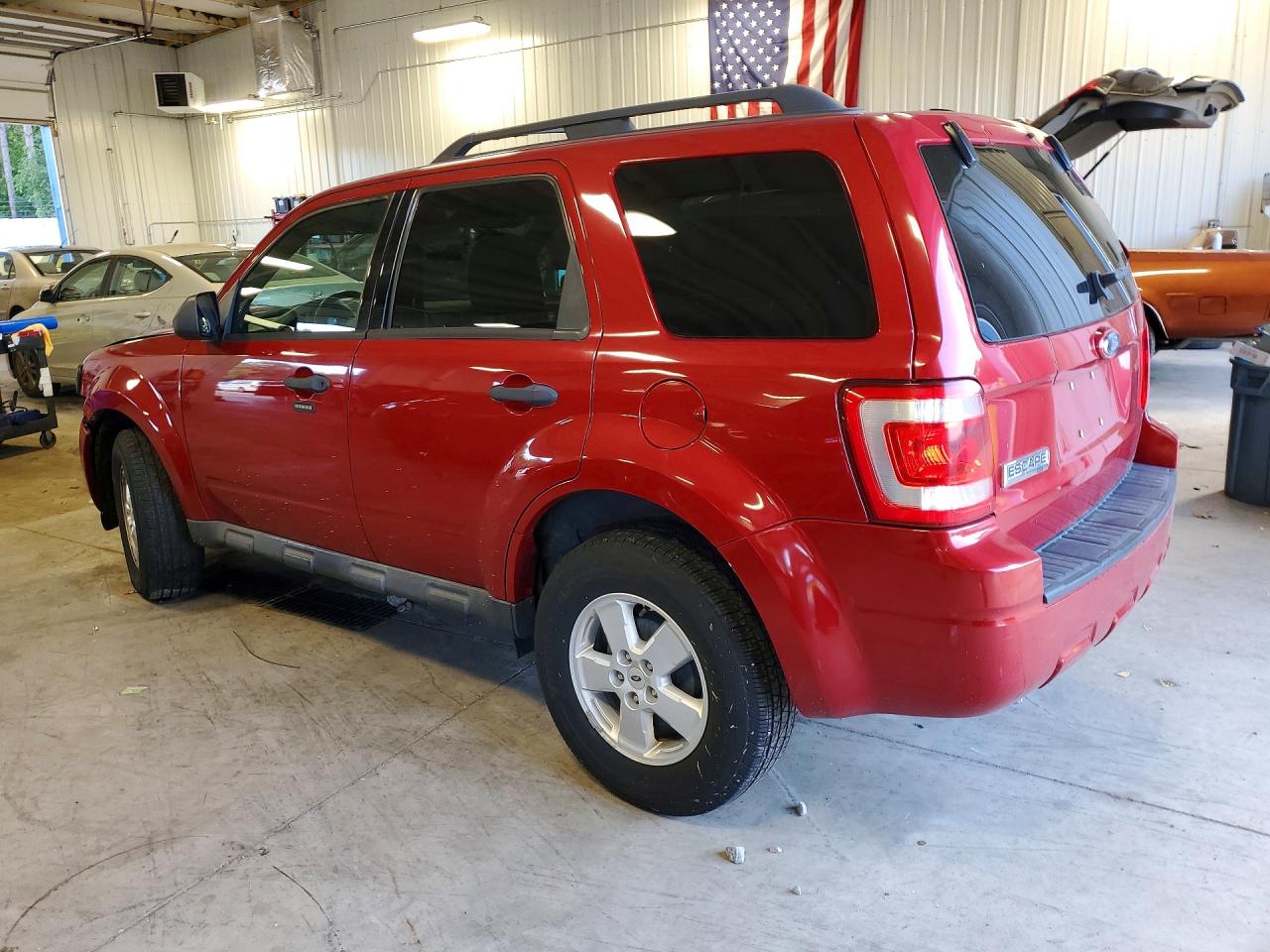 2009 Ford Escape Xlt Burgundy vin: 1FMCU03709KB64839